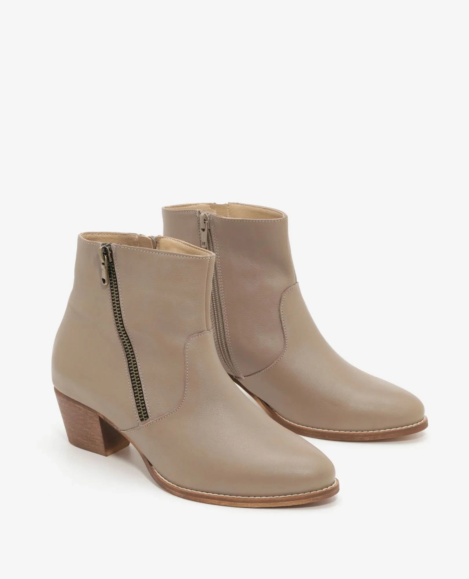 מגפוני עקב לנשים דגם זיו | מגפונים לנשים מעור- בי יוניק