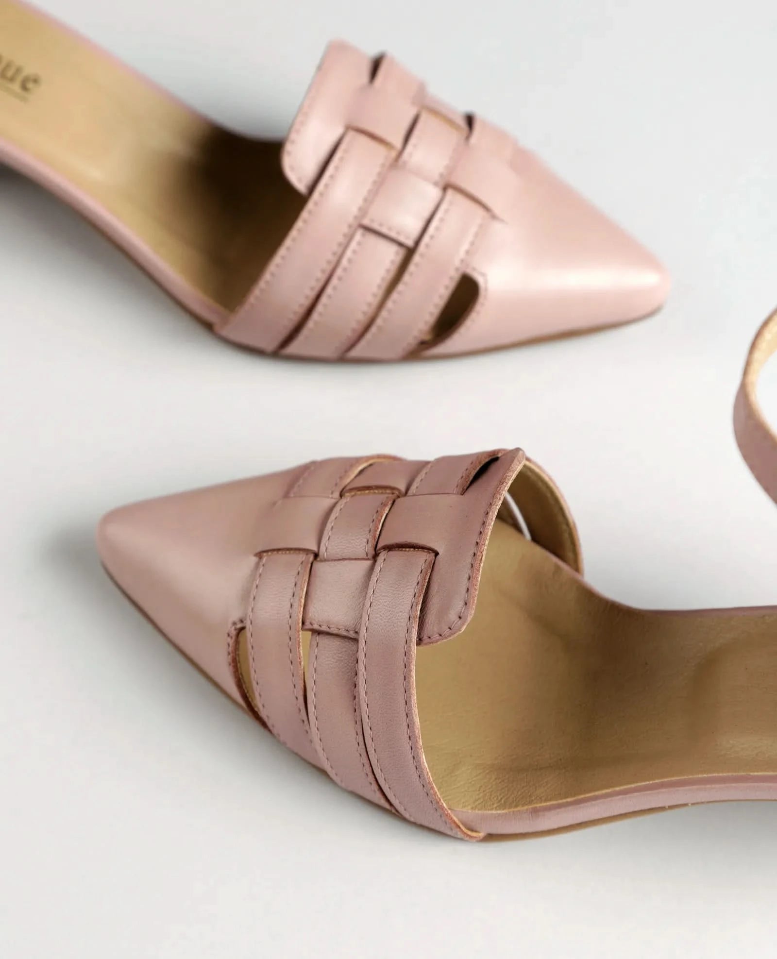 נעלי עקב - ליליבת - B Unique