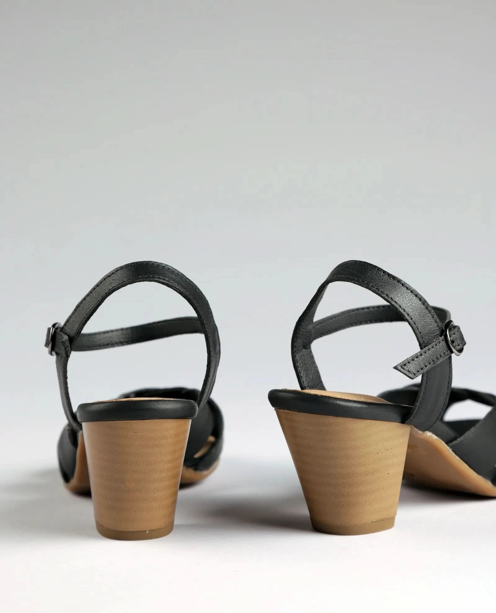 סנדל עקב- סיביל - B Unique