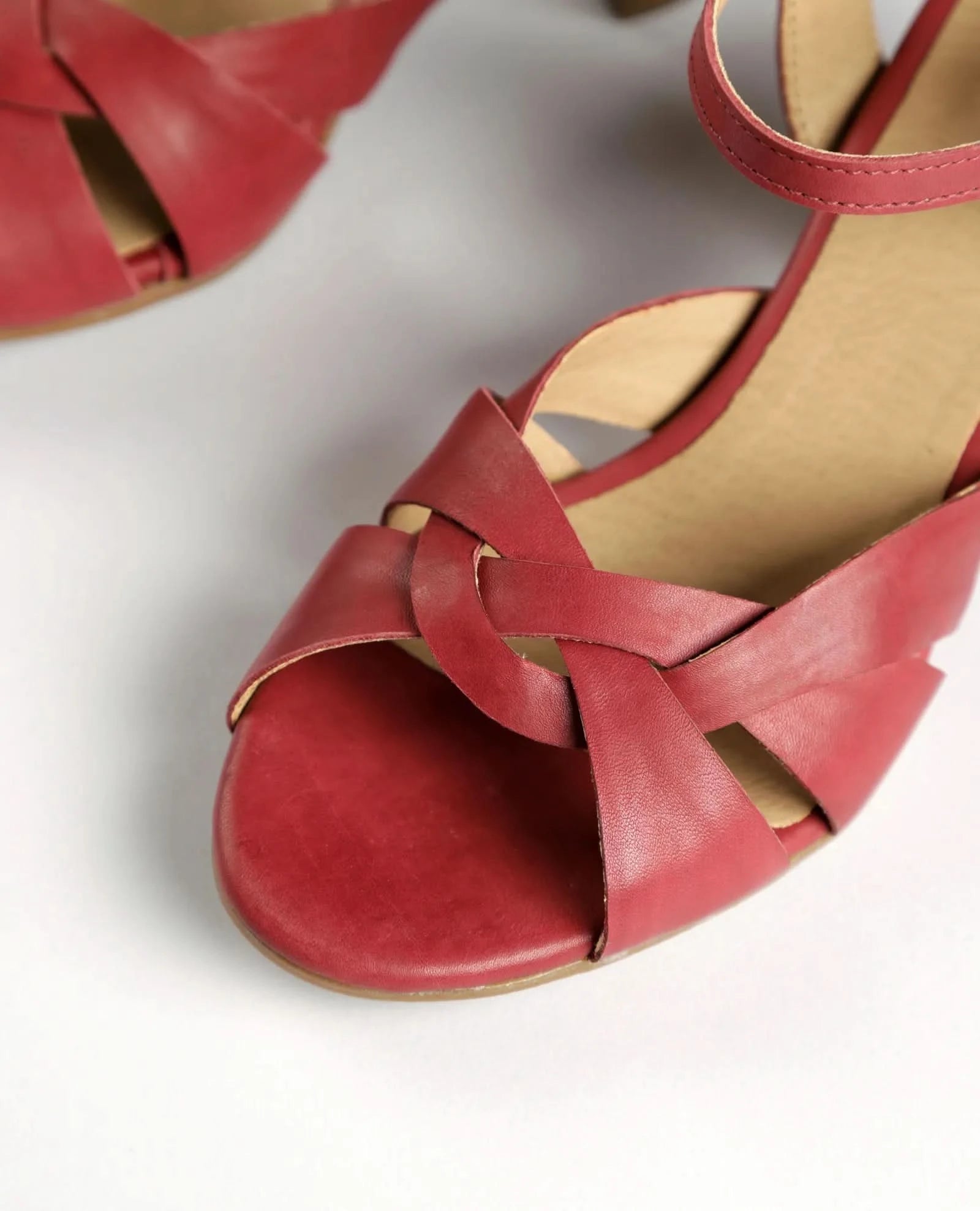 סנדל עקב- סיביל - B Unique