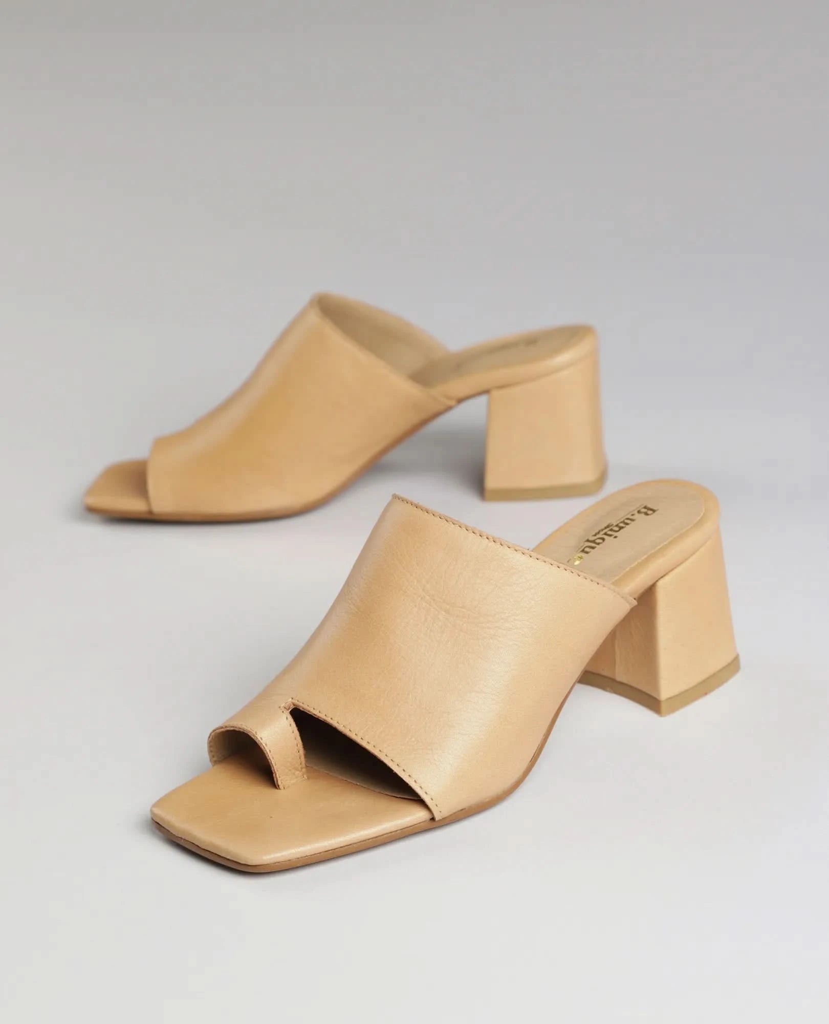 כפכפי עקב - סמנתה - B Unique