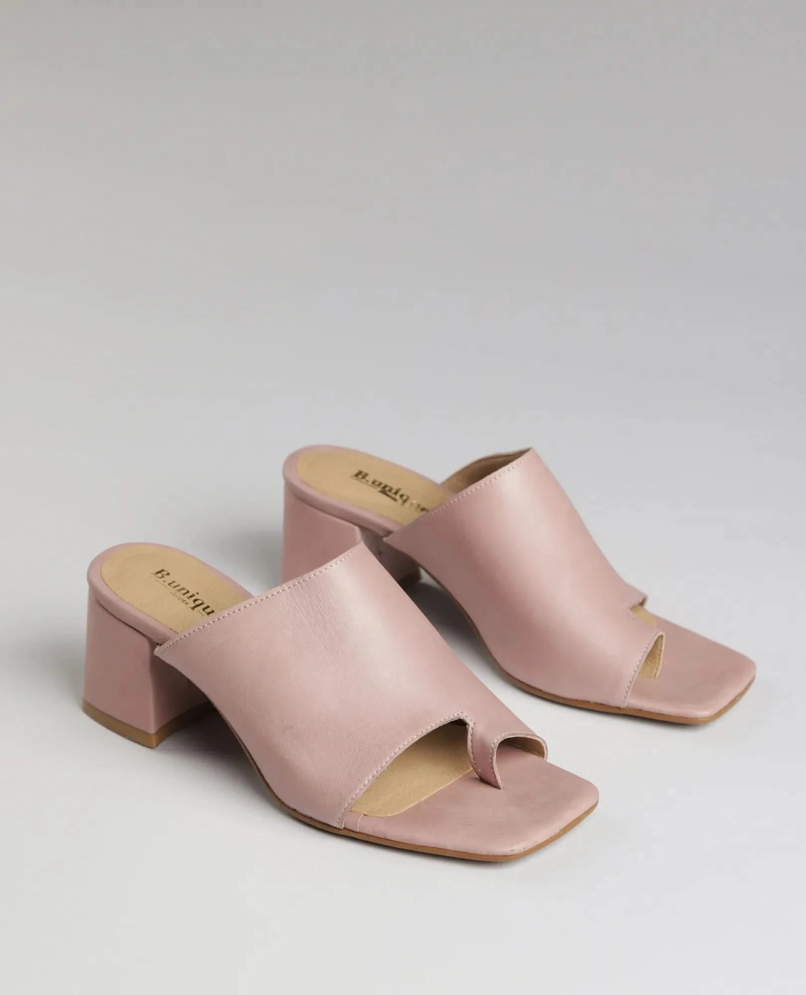 כפכפי עקב - סמנתה - B Unique