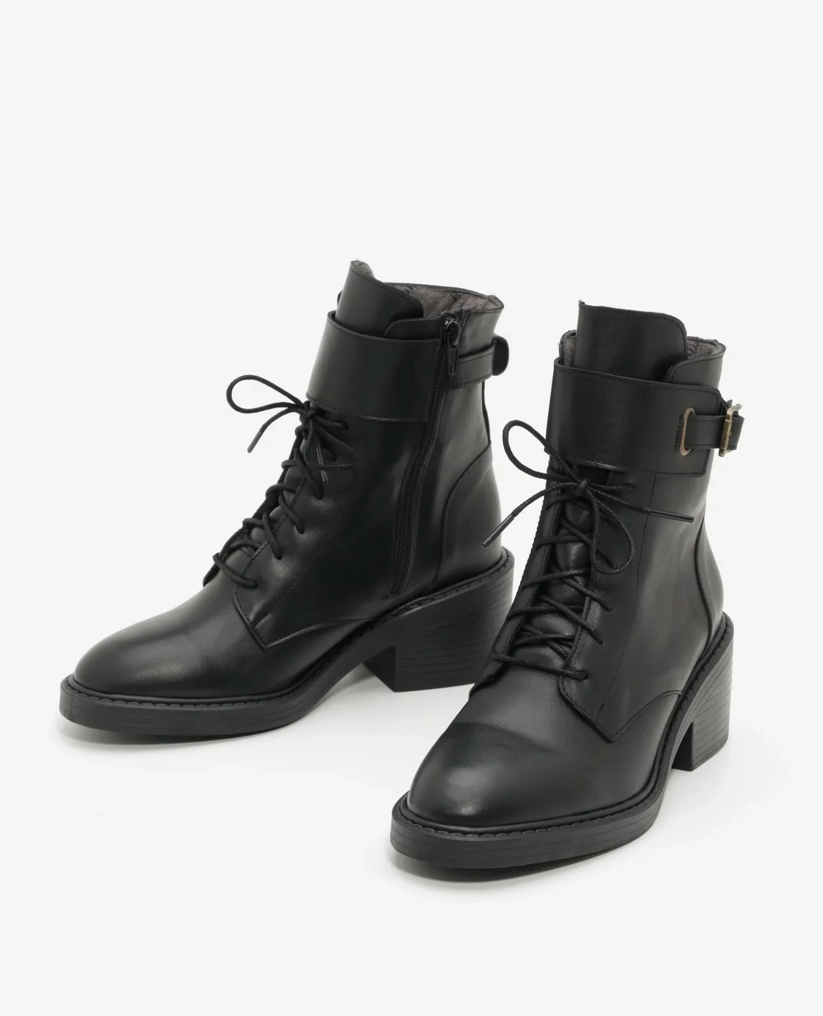 מגפונים עם שרוכים מעור איכותי דגם אריאל | מגפונים לנשים- בי יוניק