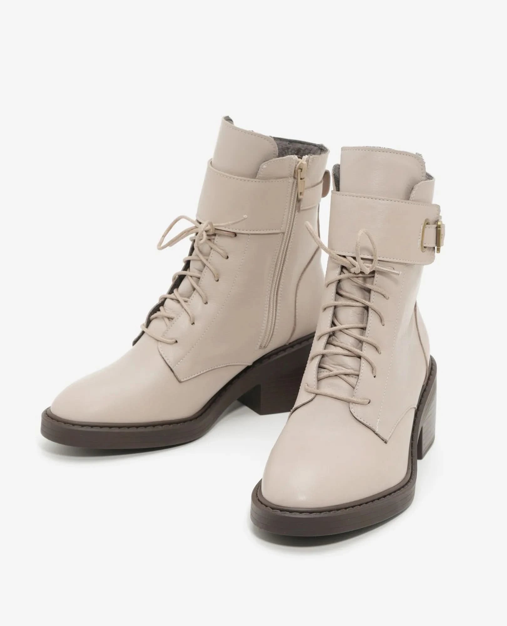 מגפונים עם שרוכים מעור איכותי דגם אריאל | מגפונים לנשים- בי יוניק