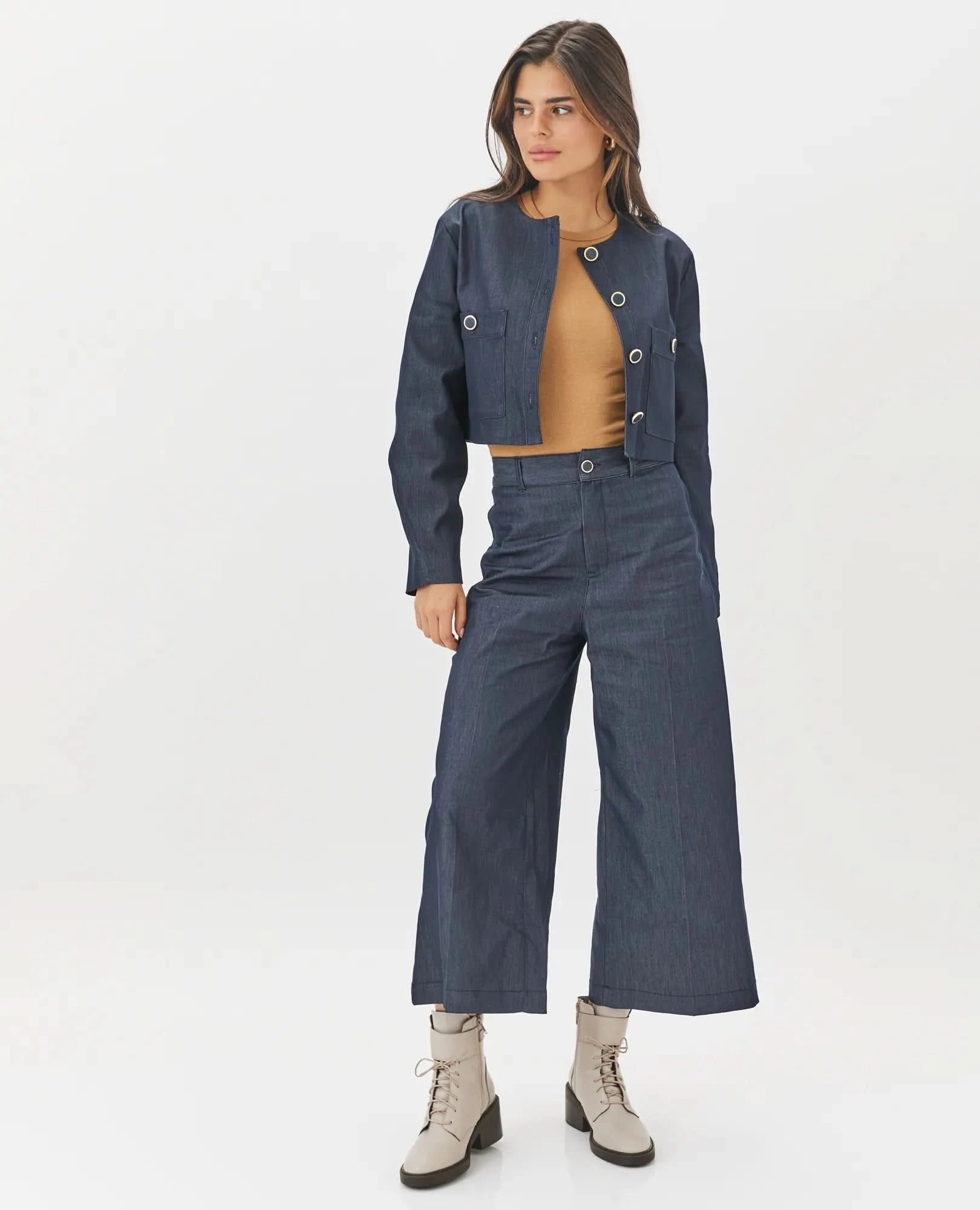 מגפונים עם שרוכים מעור איכותי דגם אריאל | מגפונים לנשים- בי יוניק