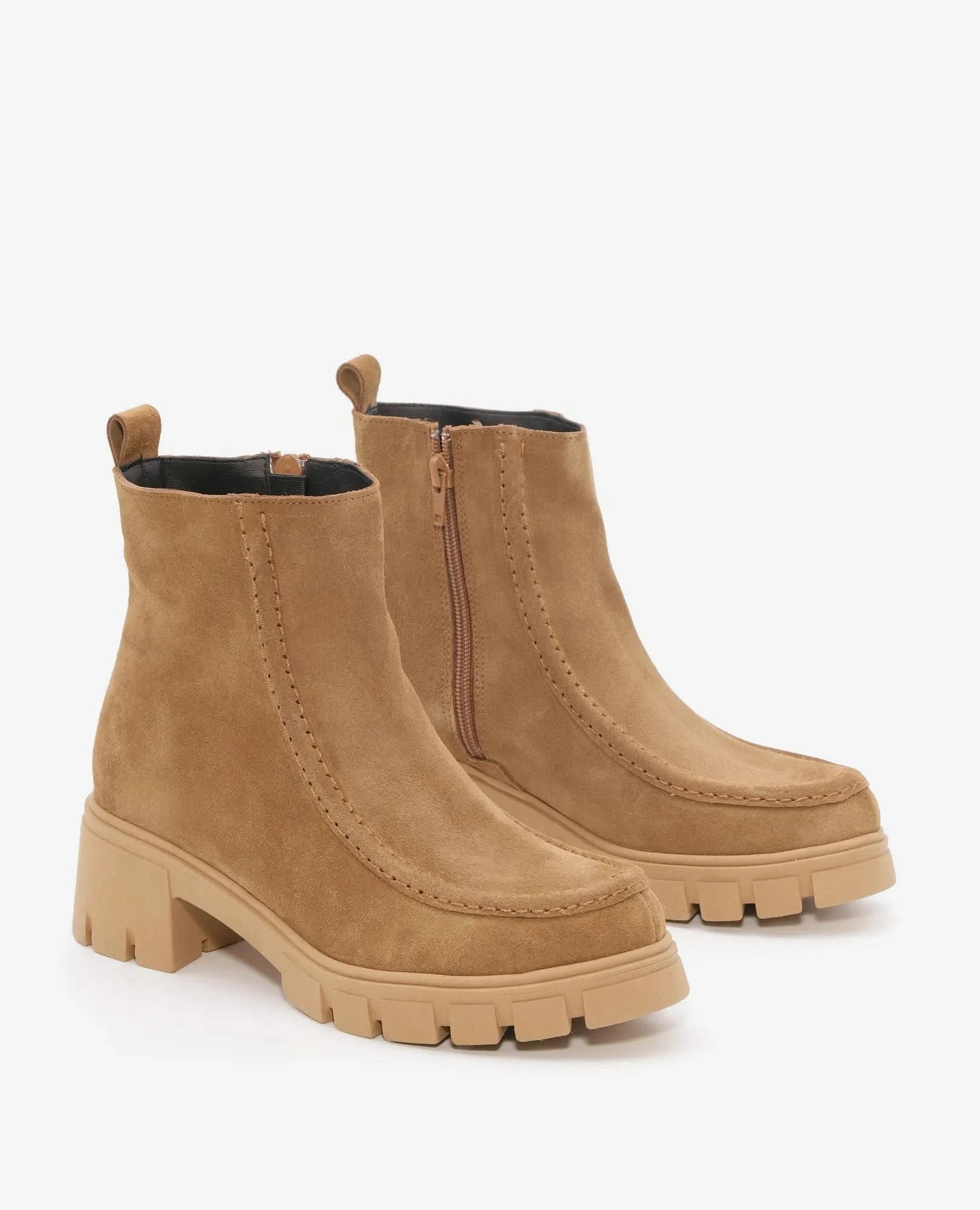 מגפון תיפור קדמי - מור - B Unique