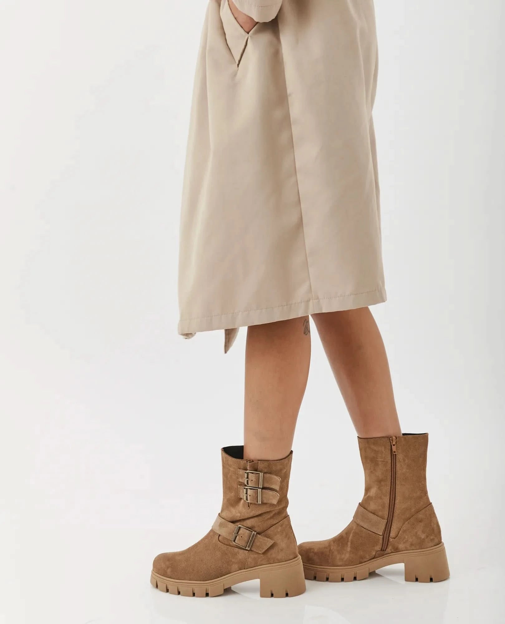 מגפוני טרקטור לנשים דגם סברינה | מגפונים לנשים | בי יוניק