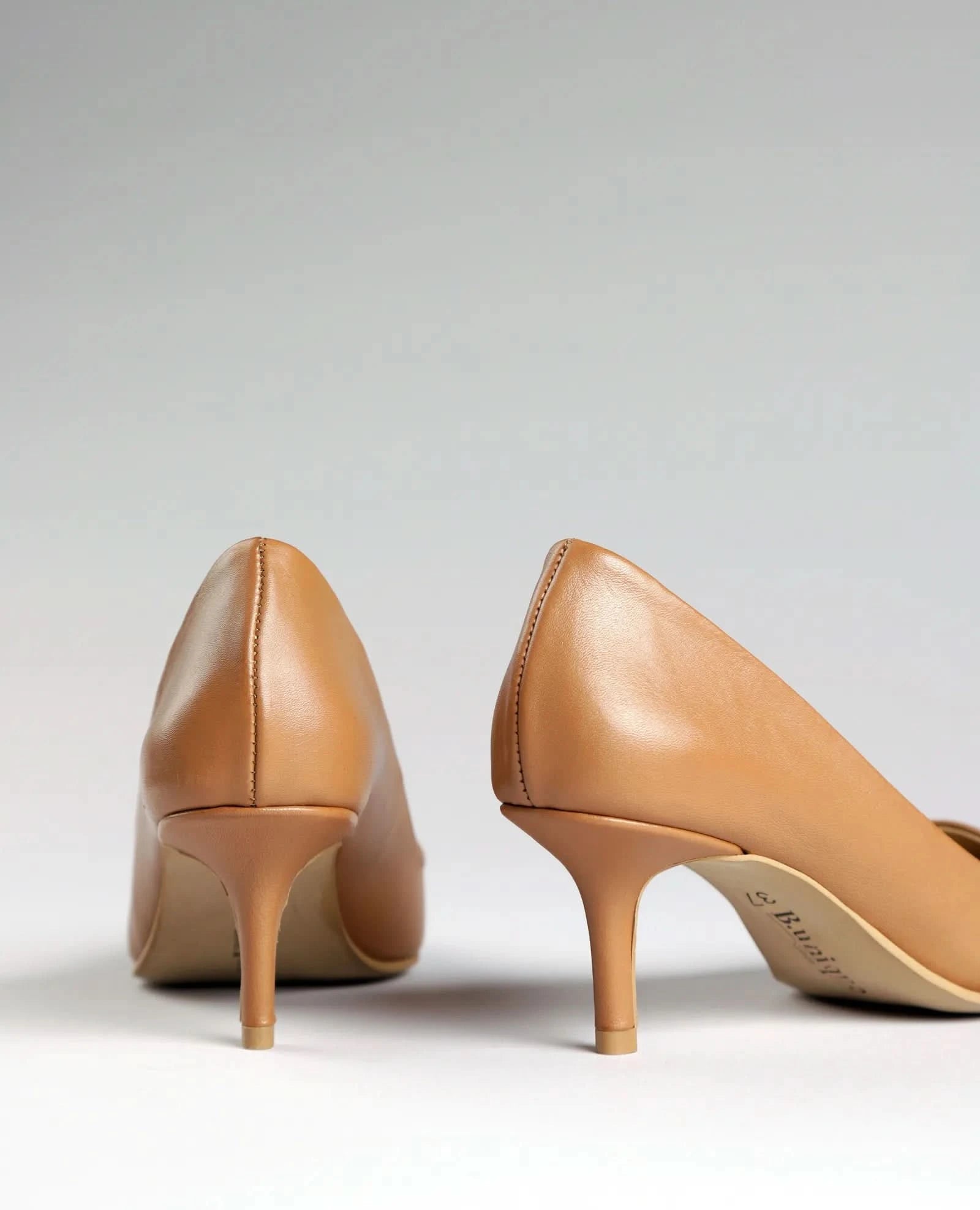 נעלי עקב קלאסיות - נטלי - B Unique