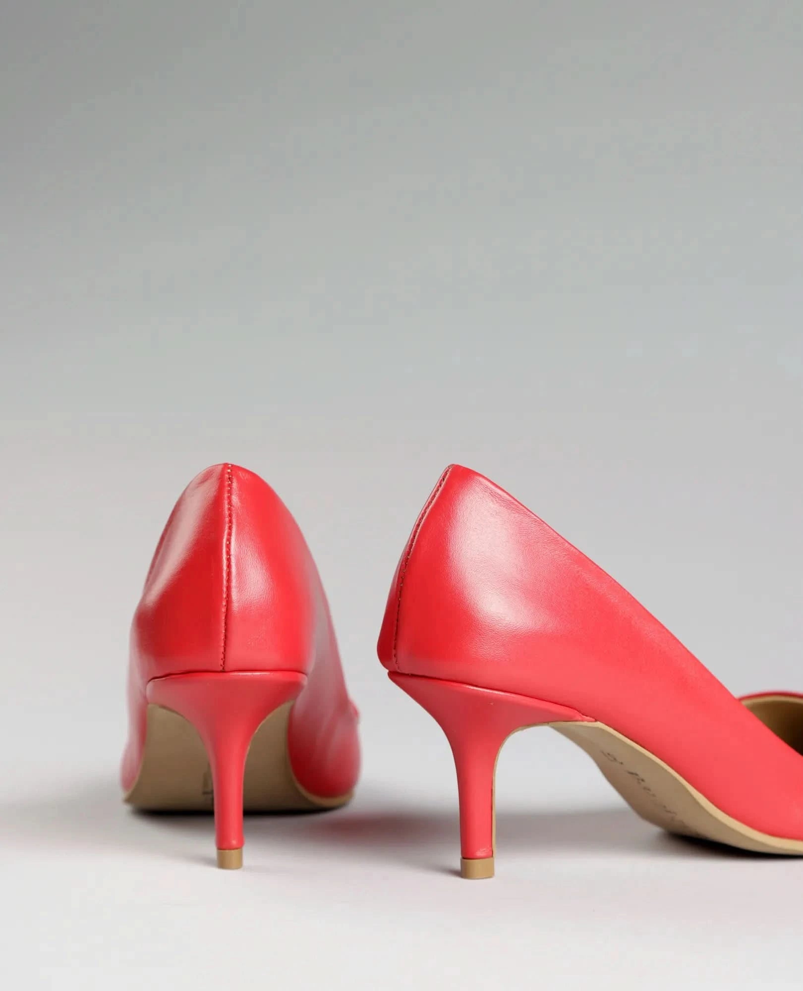 נעלי עקב קלאסיות - נטלי - B Unique