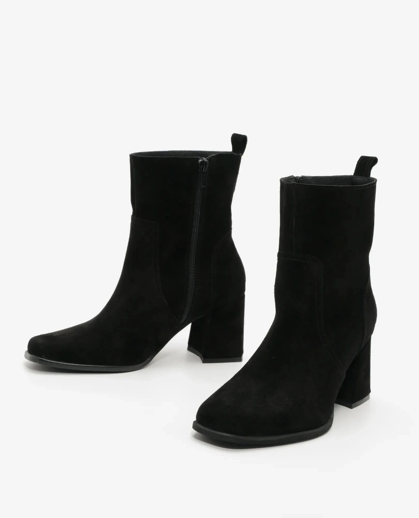 מגפוני עקב מעור זמש איכותי דגם בריטני | מגפונים לנשים- בי יוניק