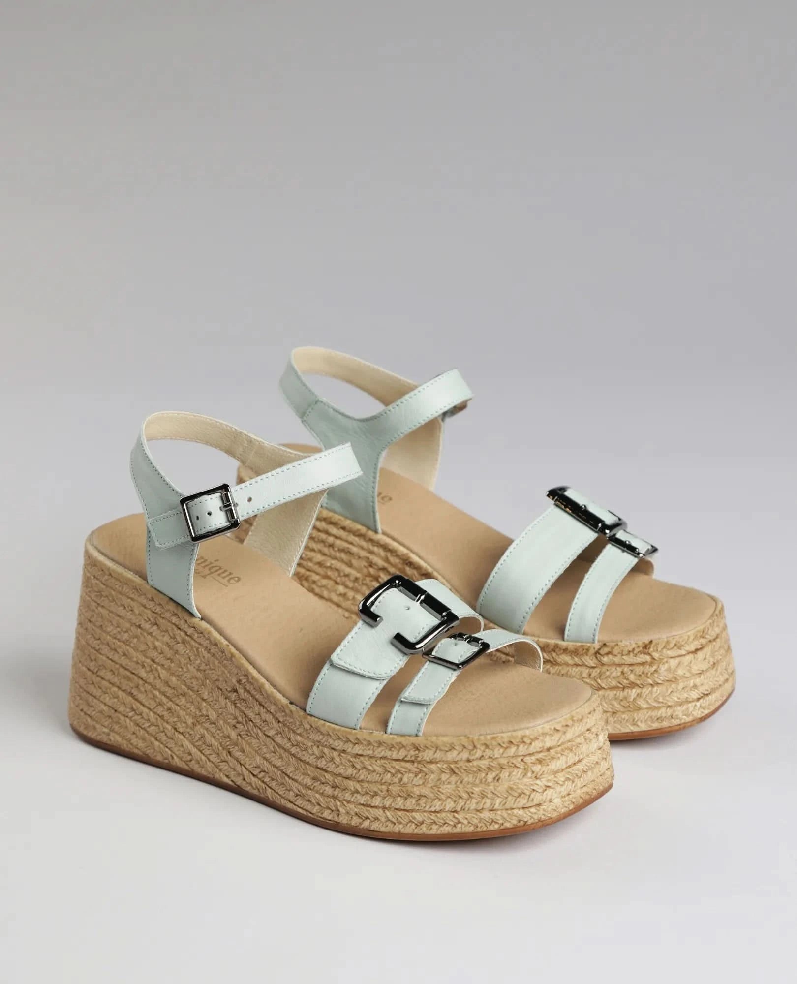 סנדלי פלטפורמה - גווינת' - B Unique