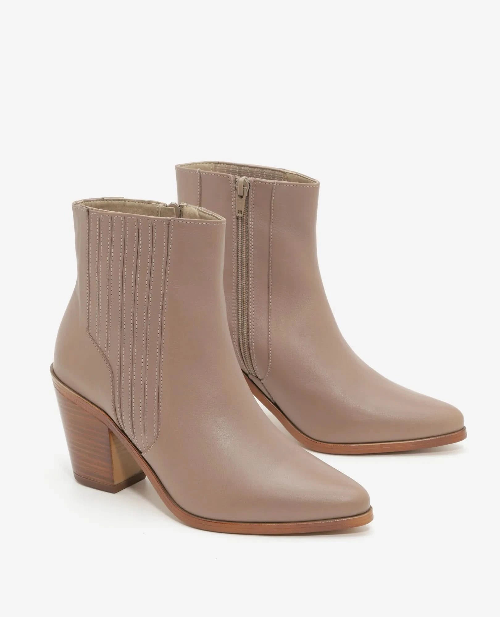 מגפוני עקב מעור איכותי דגם אפריל | מגפונים לנשים | בי יוניק