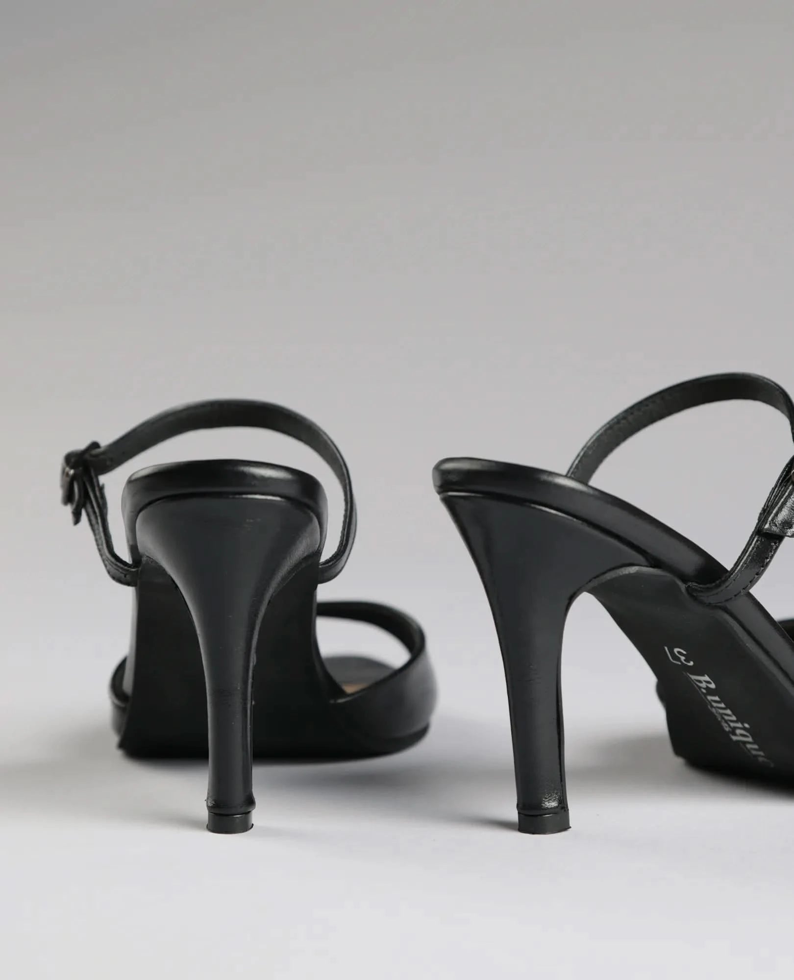 כפכפי עקב - סופי - B Unique