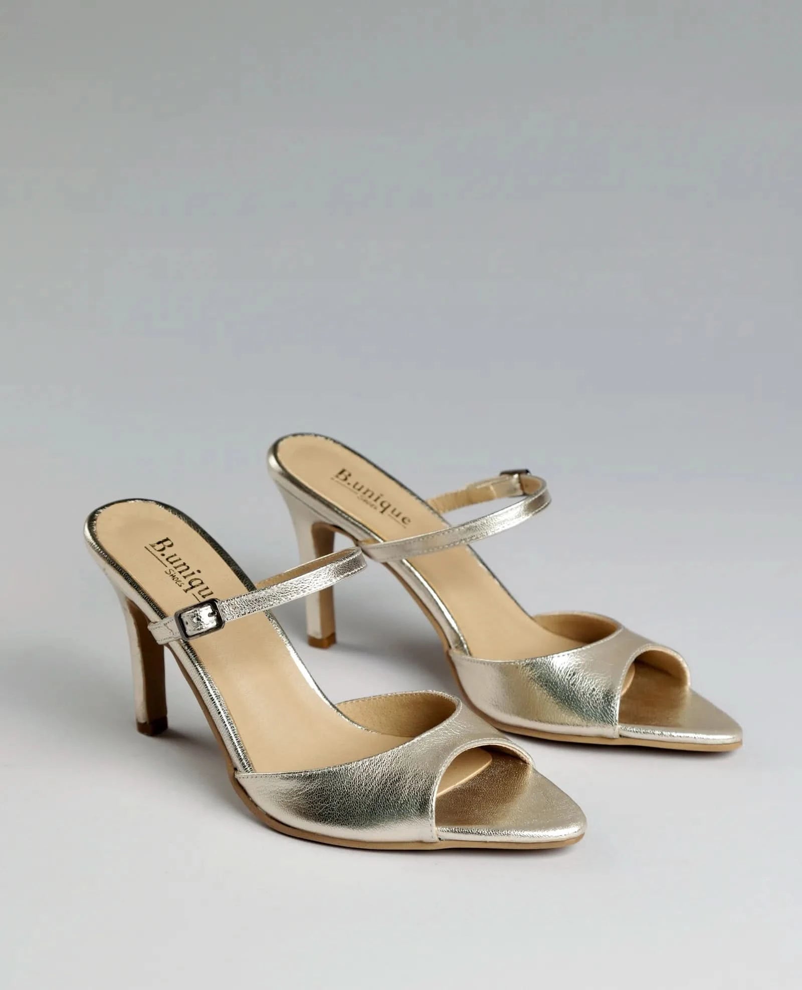 כפכפי עקב - סופי - B Unique