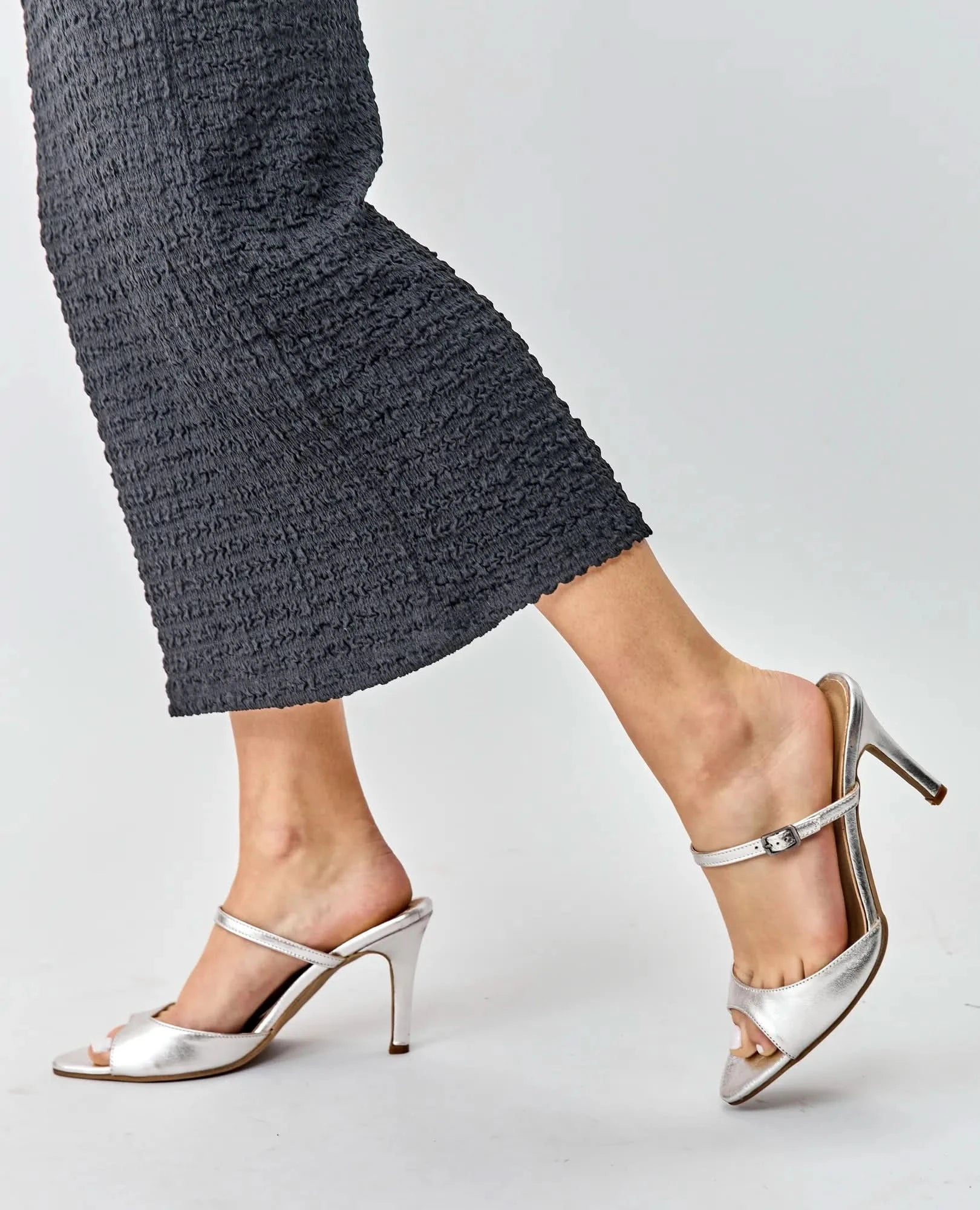 כפכפי עקב - סופי - B Unique