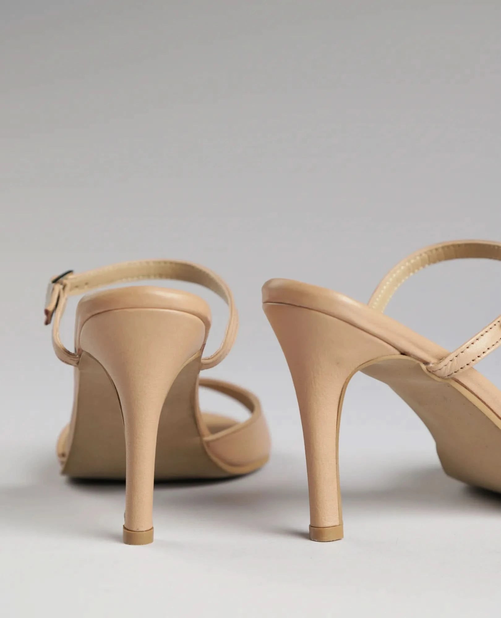 כפכפי עקב - סופי - B Unique