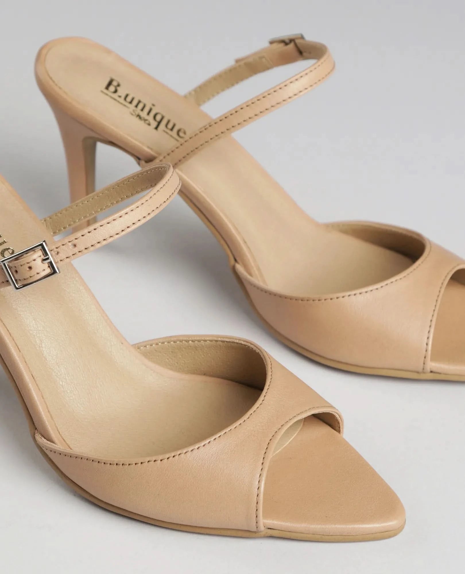 כפכפי עקב - סופי - B Unique