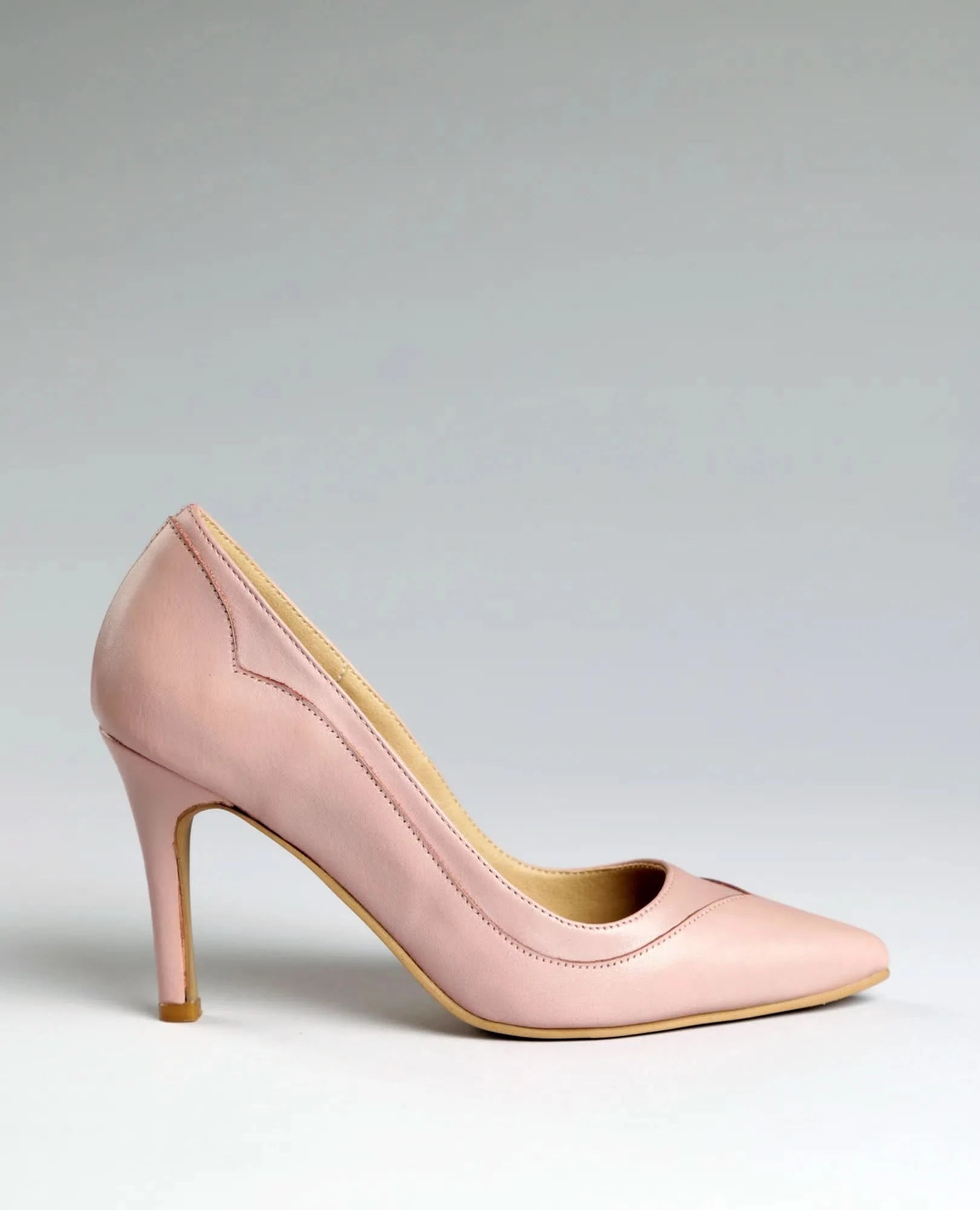 נעלי עקב שפיץ - נינה - B Unique