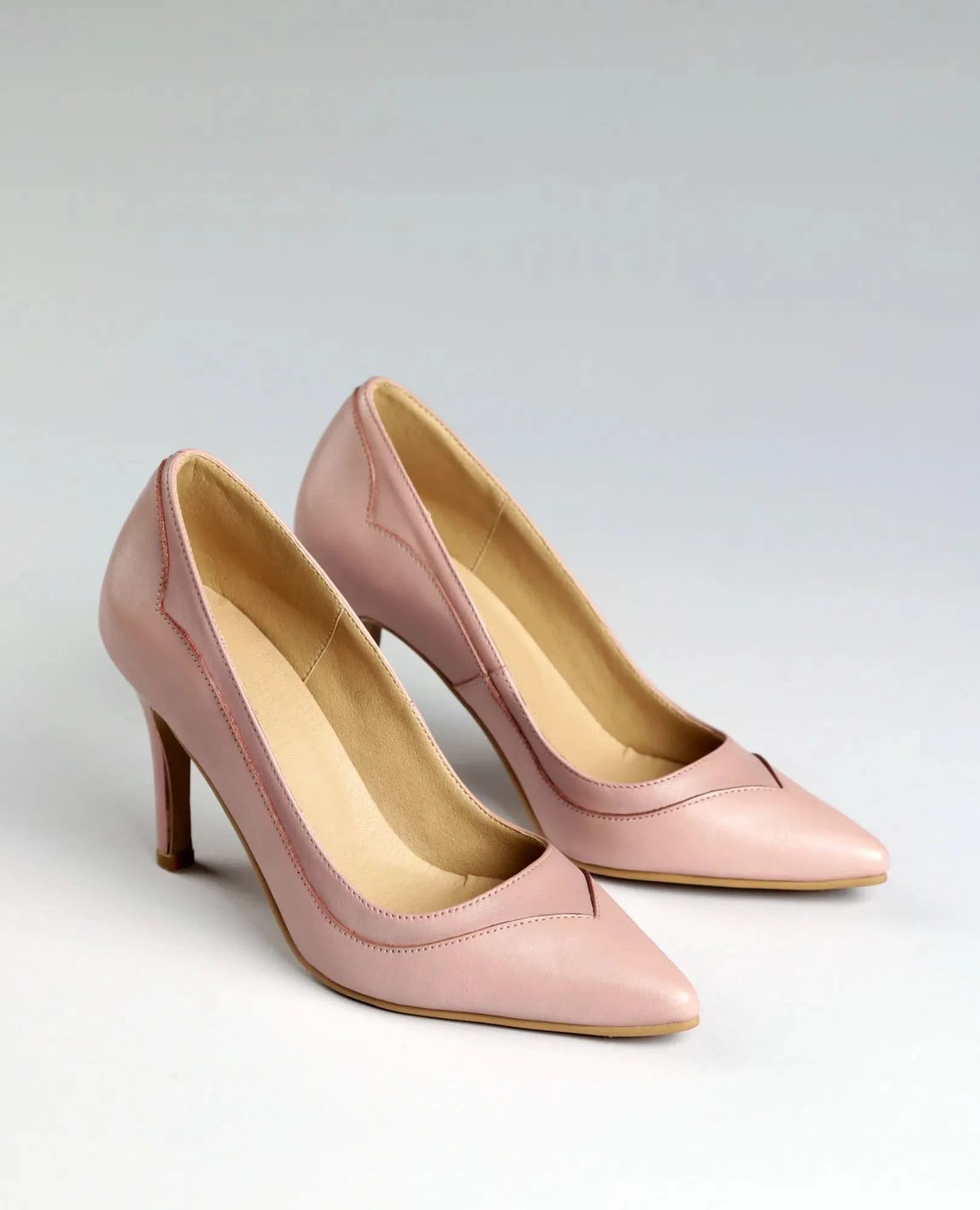 נעלי עקב שפיץ - נינה - B Unique