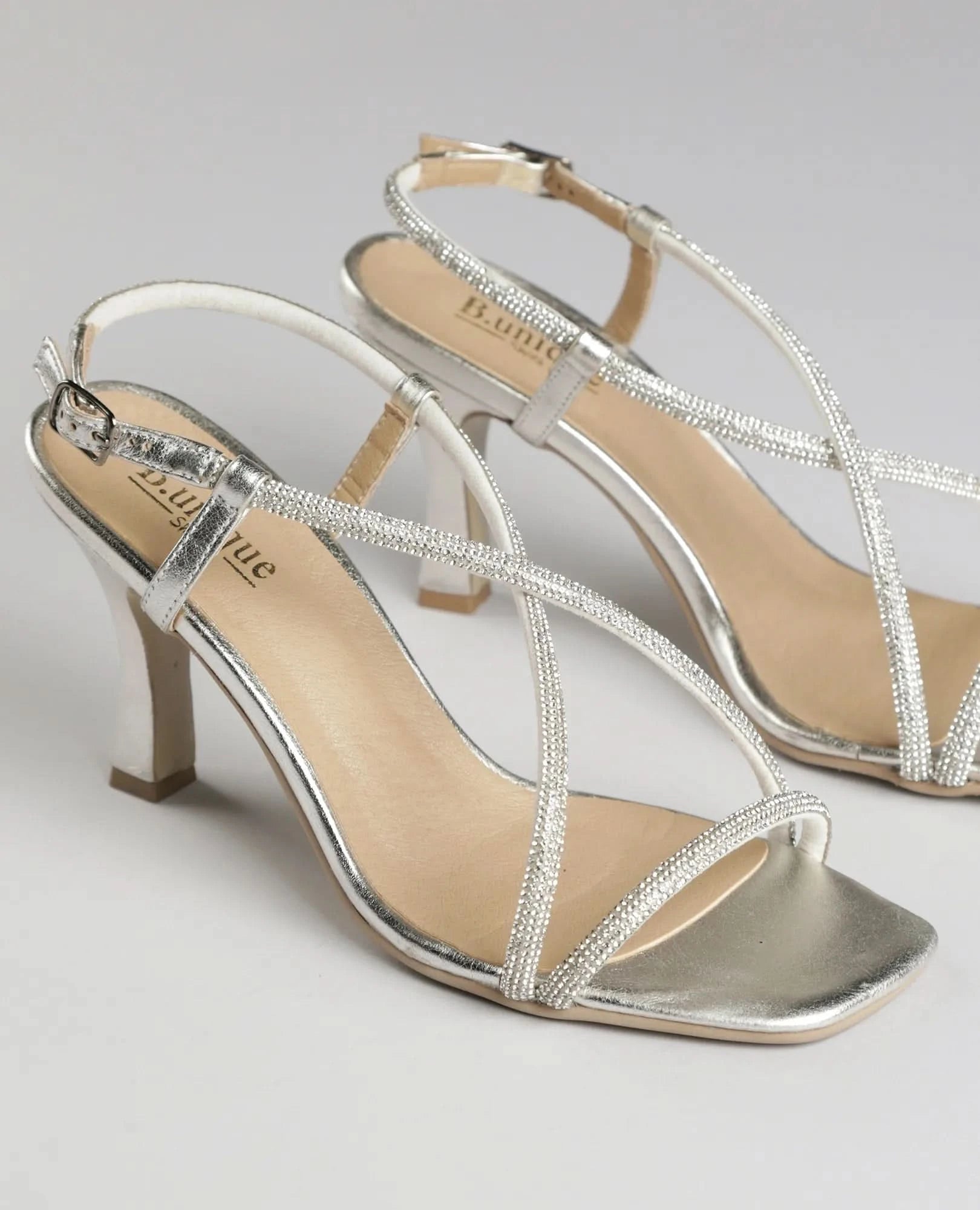 סנדלי עקב - סבינה - B Unique