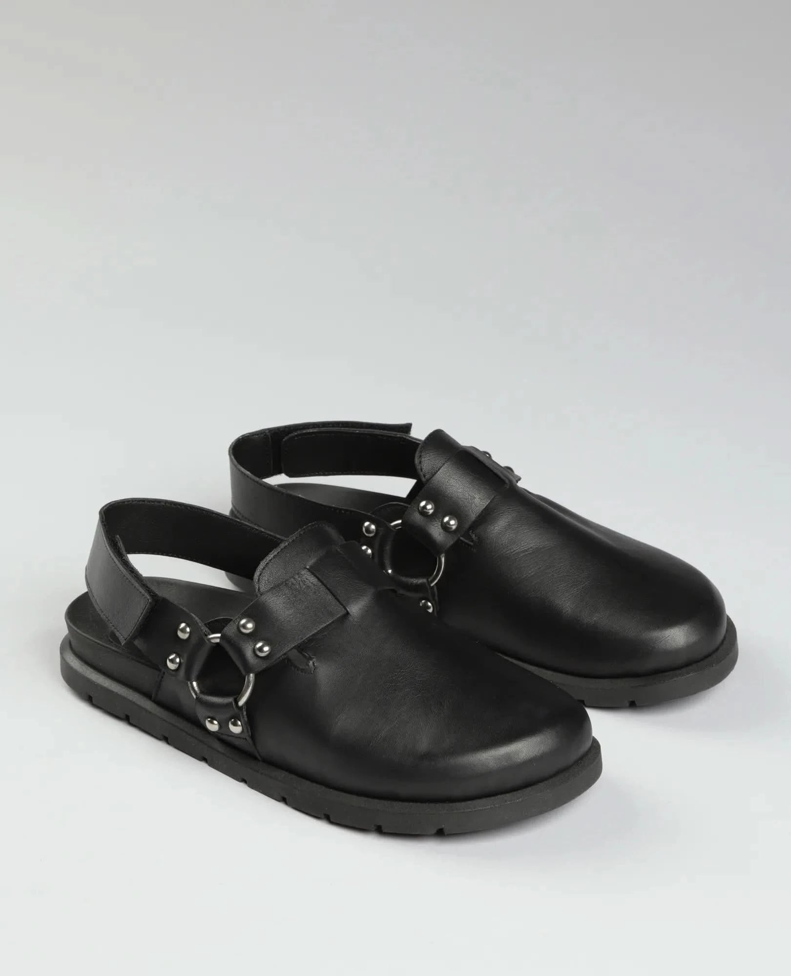 כפכפים סגורים - ג'יה - B Unique - כפכפים