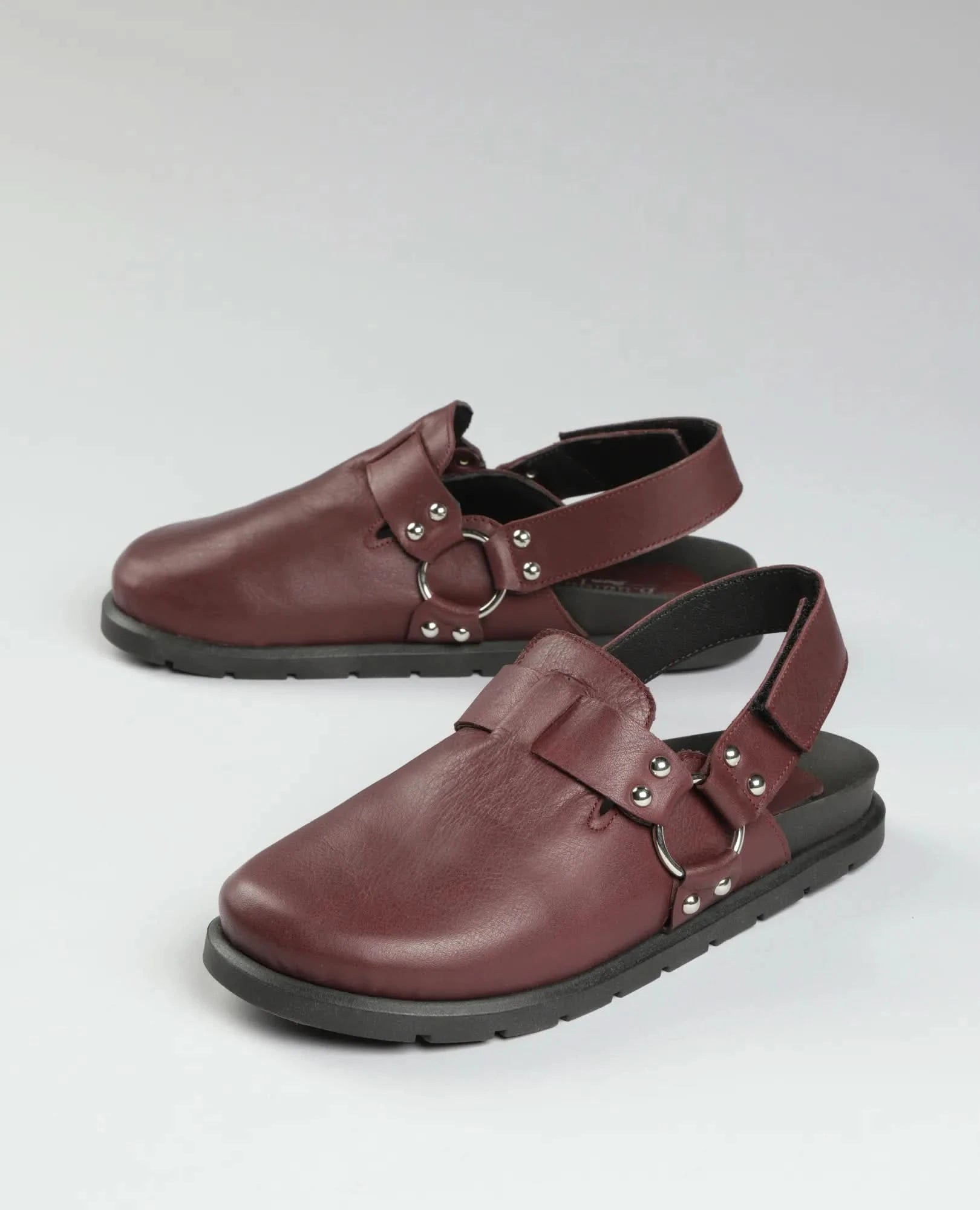 כפכפים סגורים - ג'יה - B Unique - כפכפים