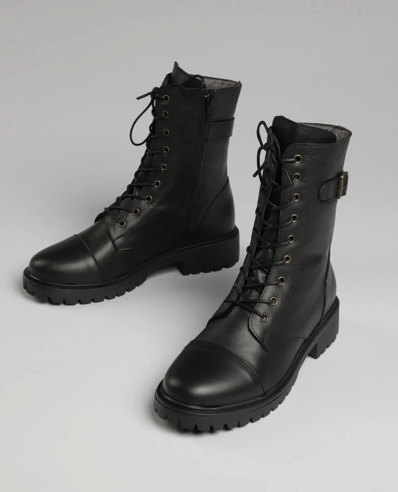 מגפוני שרוכים - אסי - B Unique - מגפונים