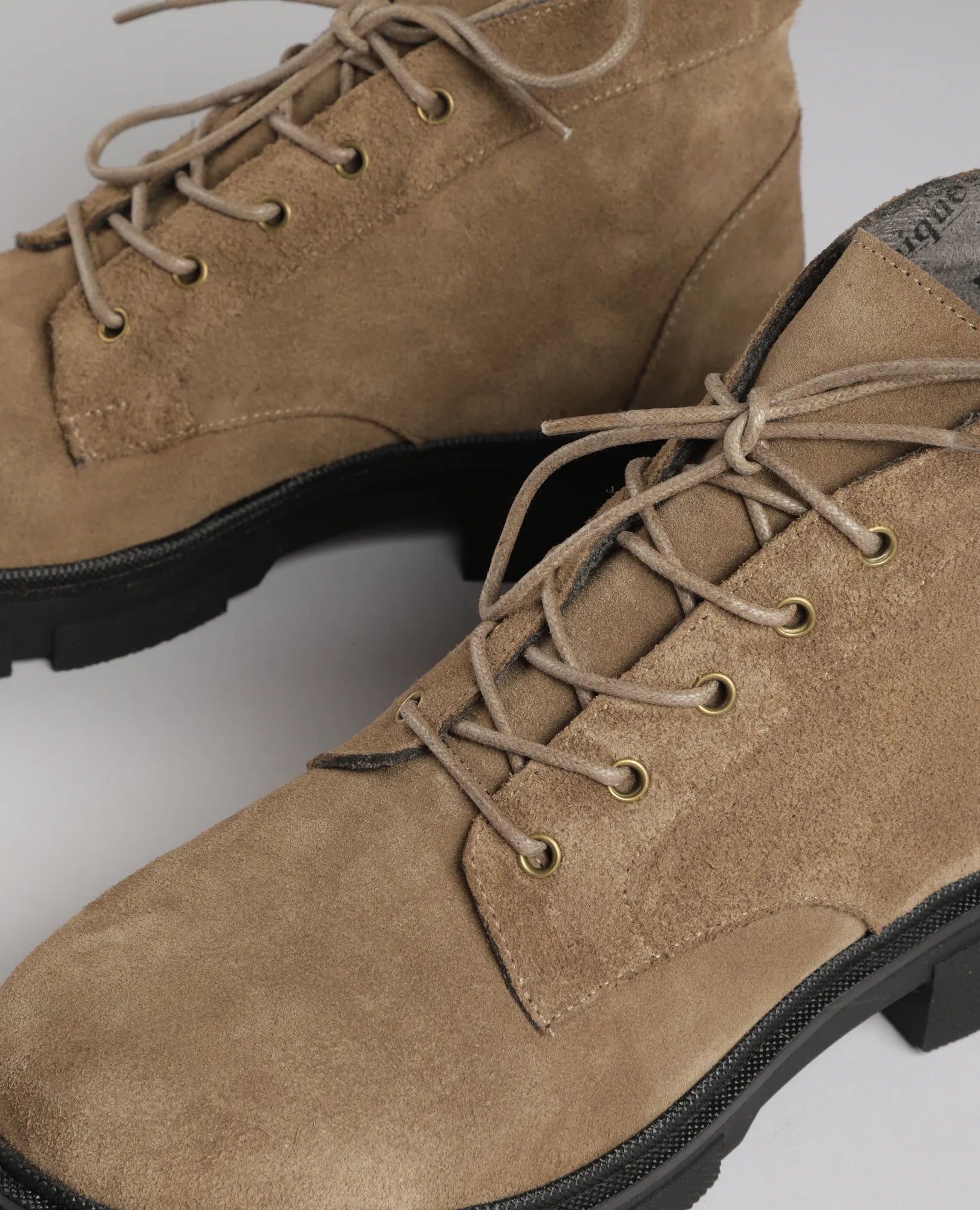 מגפוני טרקטור - מגי - B Unique - מגפונים