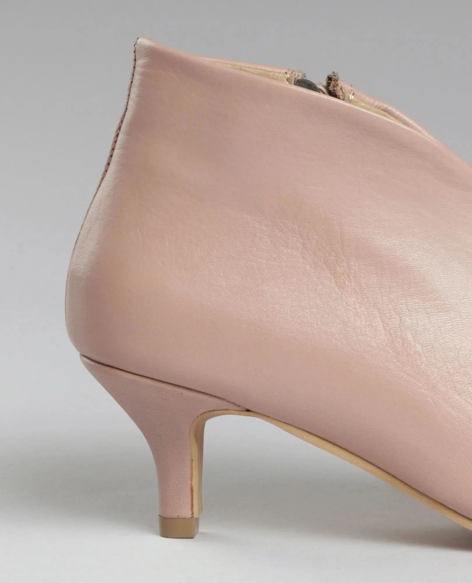 מגפוני עקב - מירי - B Unique - מגפונים