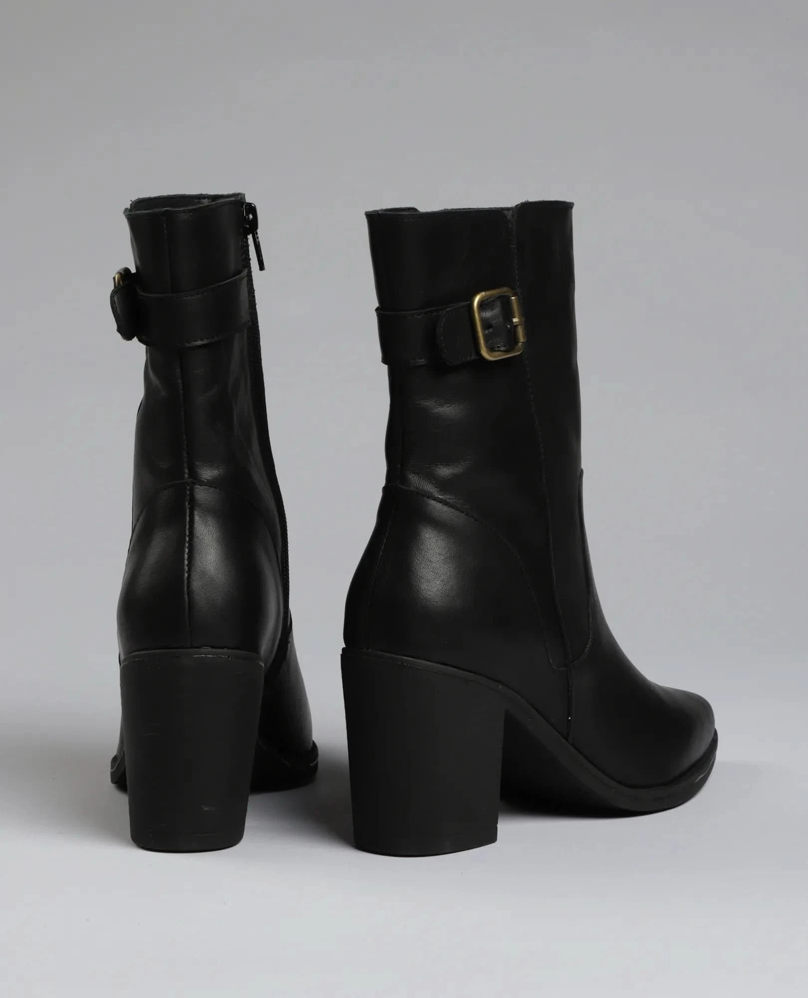 מגפוני עקב - אשלי - B Unique - מגפונים