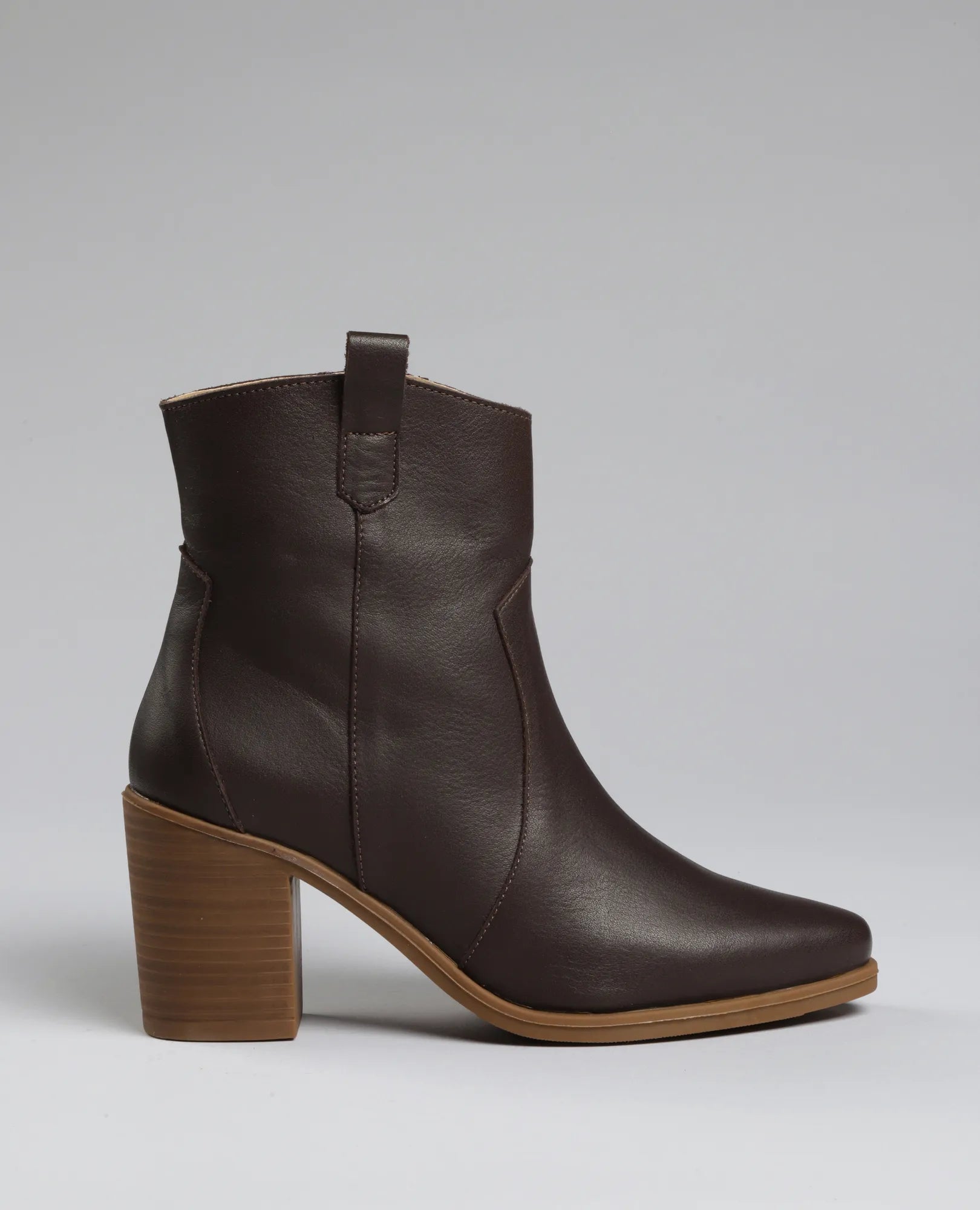 מגפוני עקב - מרי קייט - B Unique - מגפונים