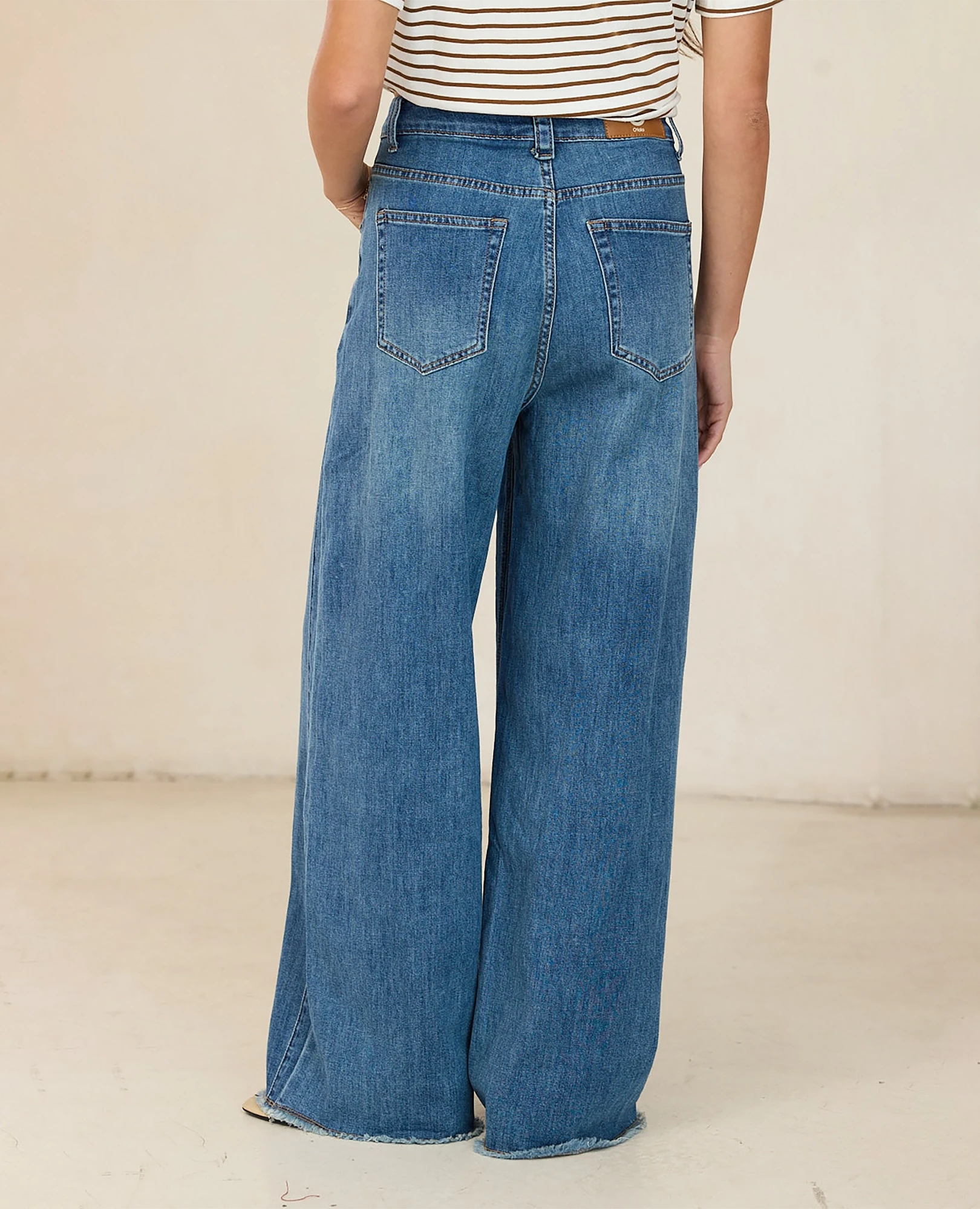 ג'ינס דגם מלניה - B Unique - ביגוד