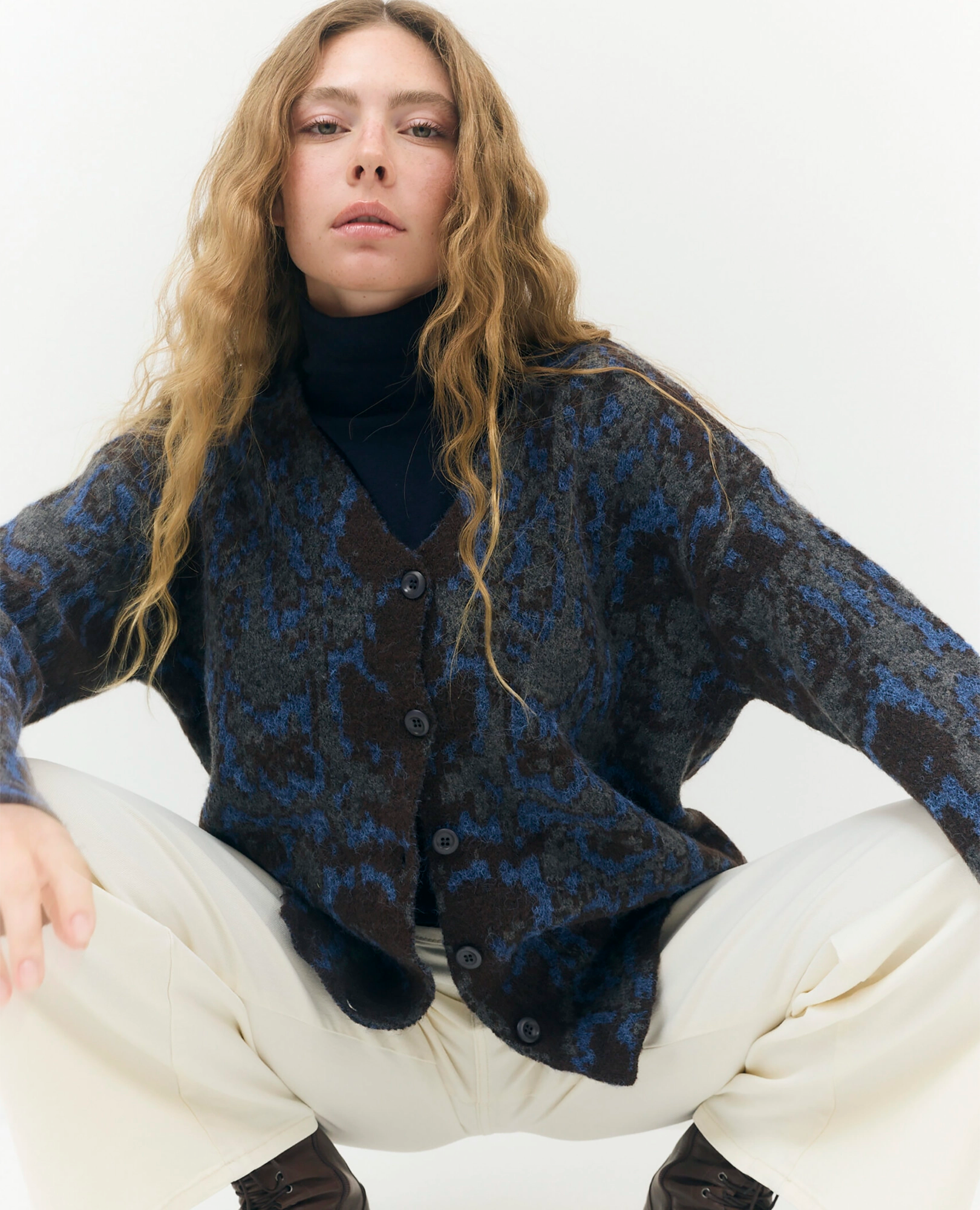 סריג רטרו כפתורים - B Unique - סריגים