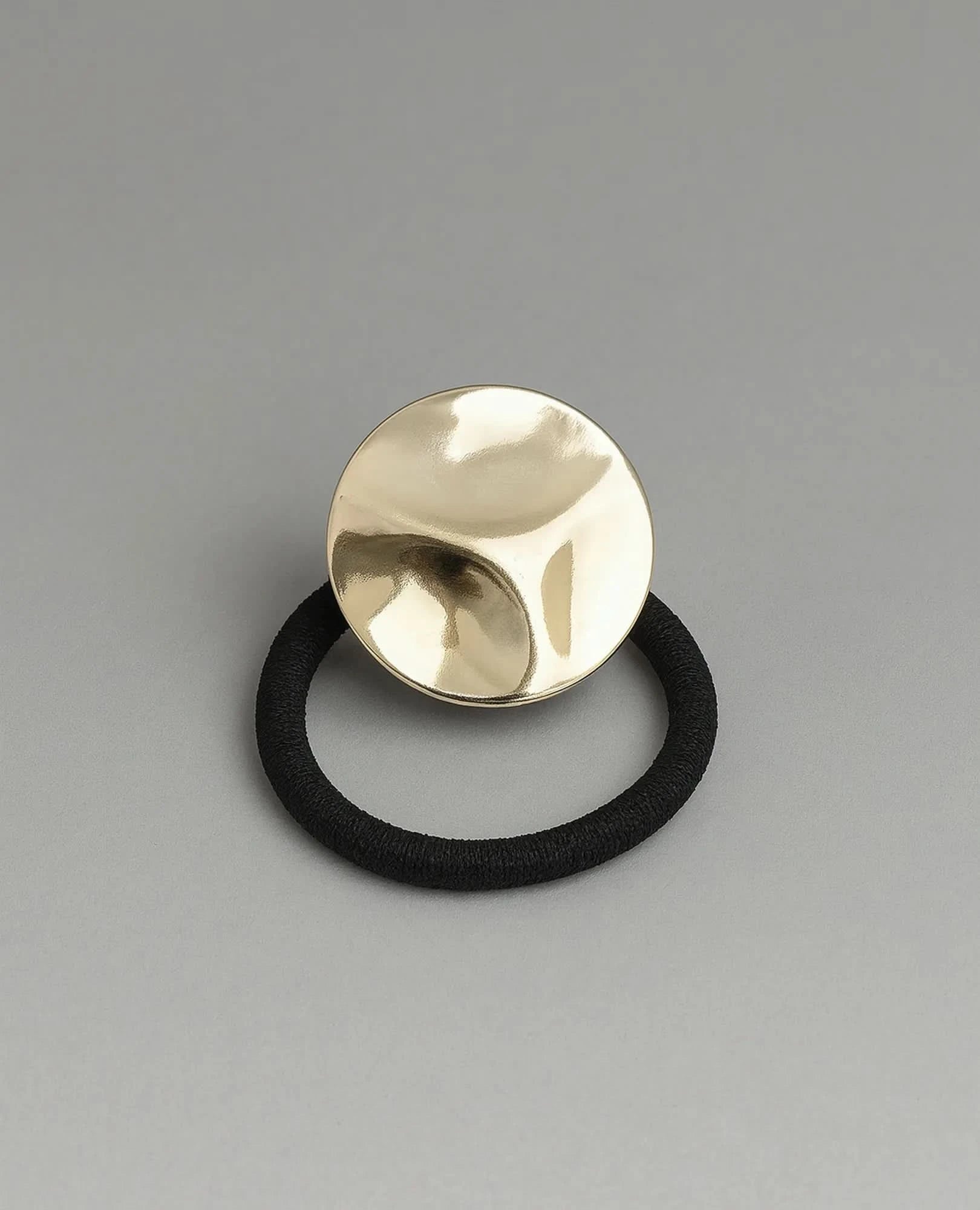 גומייה לשיער עם עיטור זהב- עיגול - B Unique - תכשיטים