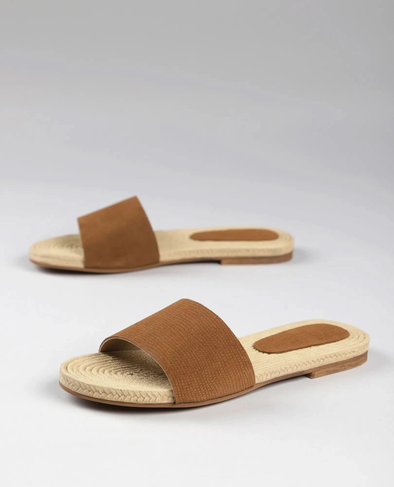 כפכפים שטוחים - ליאת - B Unique - כפכפים