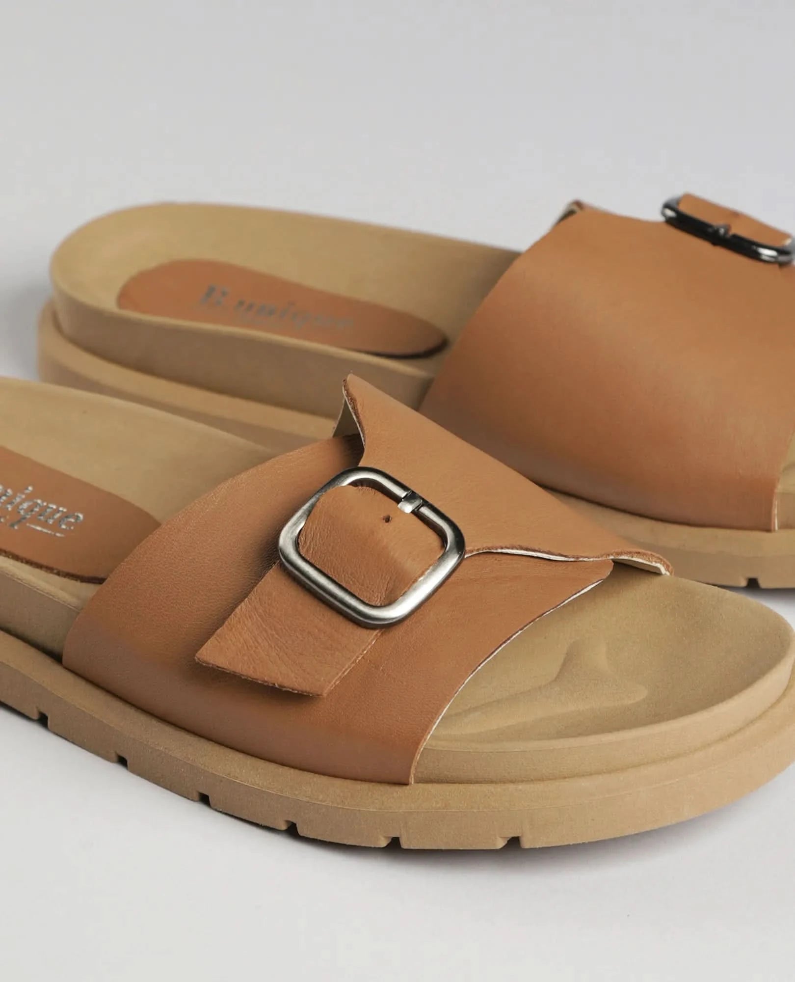 כפכפים שטוחים - אלמה - B Unique