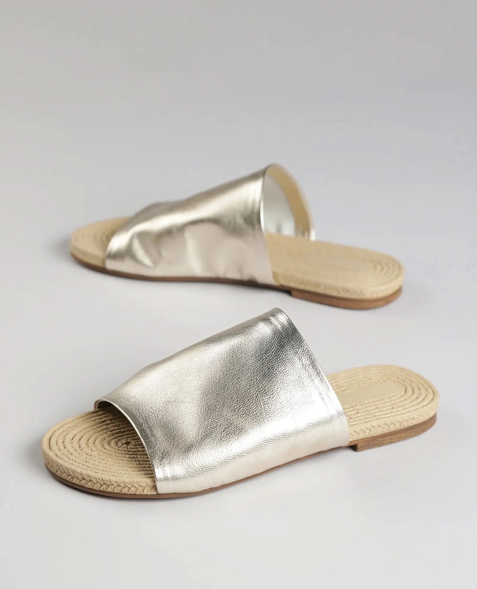 כפכפים שטוחים - טריניטי - B Unique