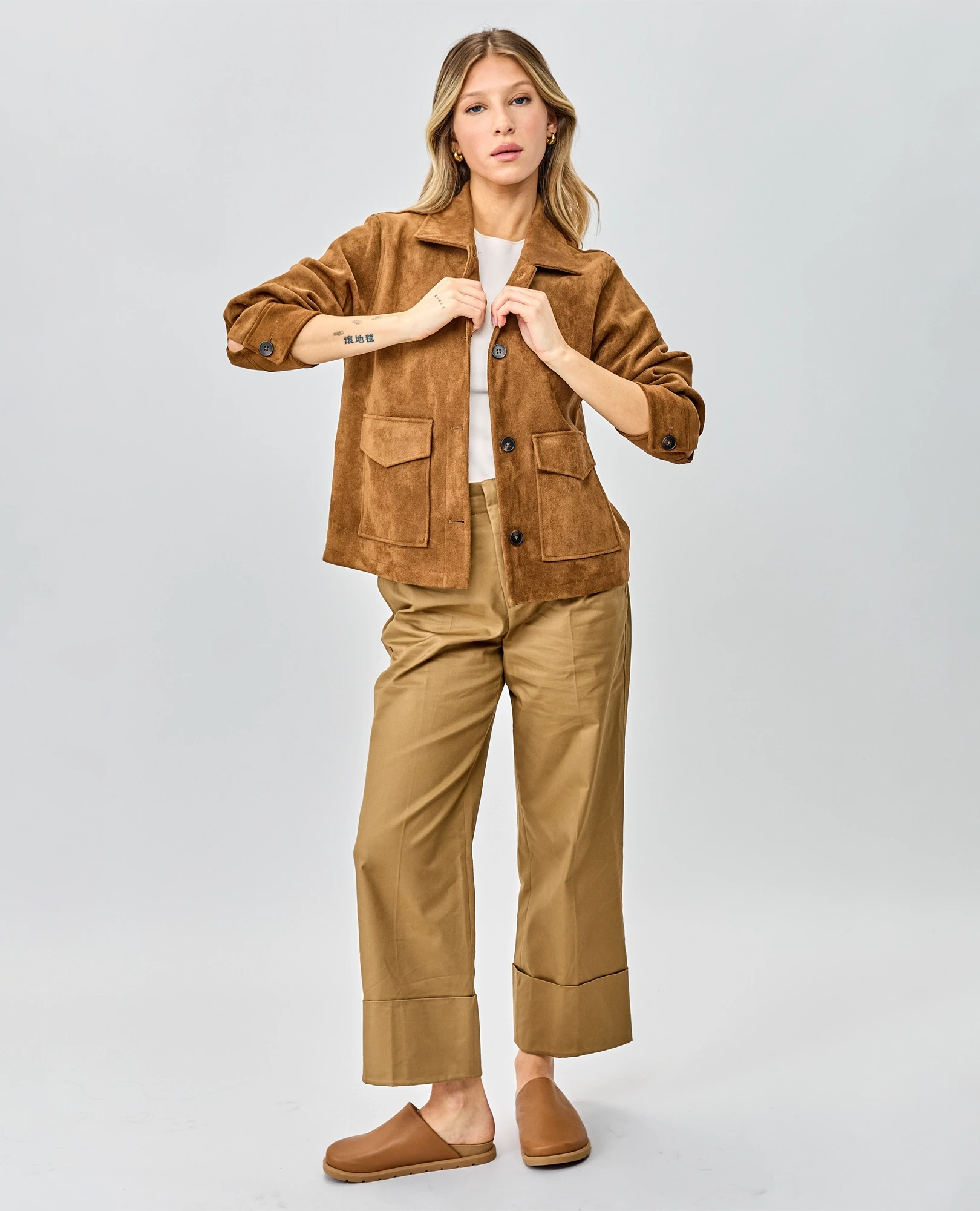 כפכפים סגורים - אלנור - B Unique