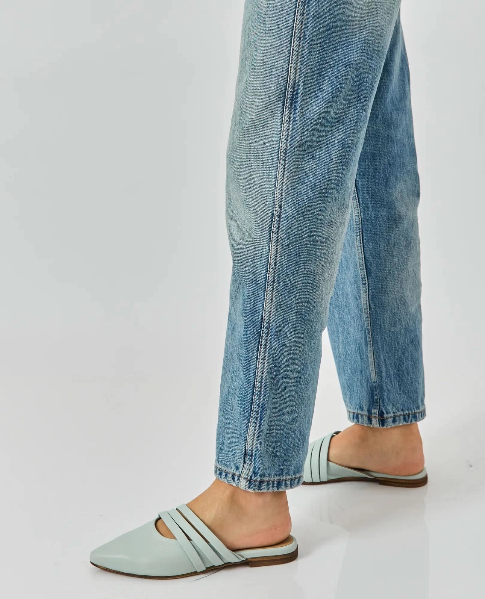 כפכפים שטוחים - שריל - B Unique - כפכפים