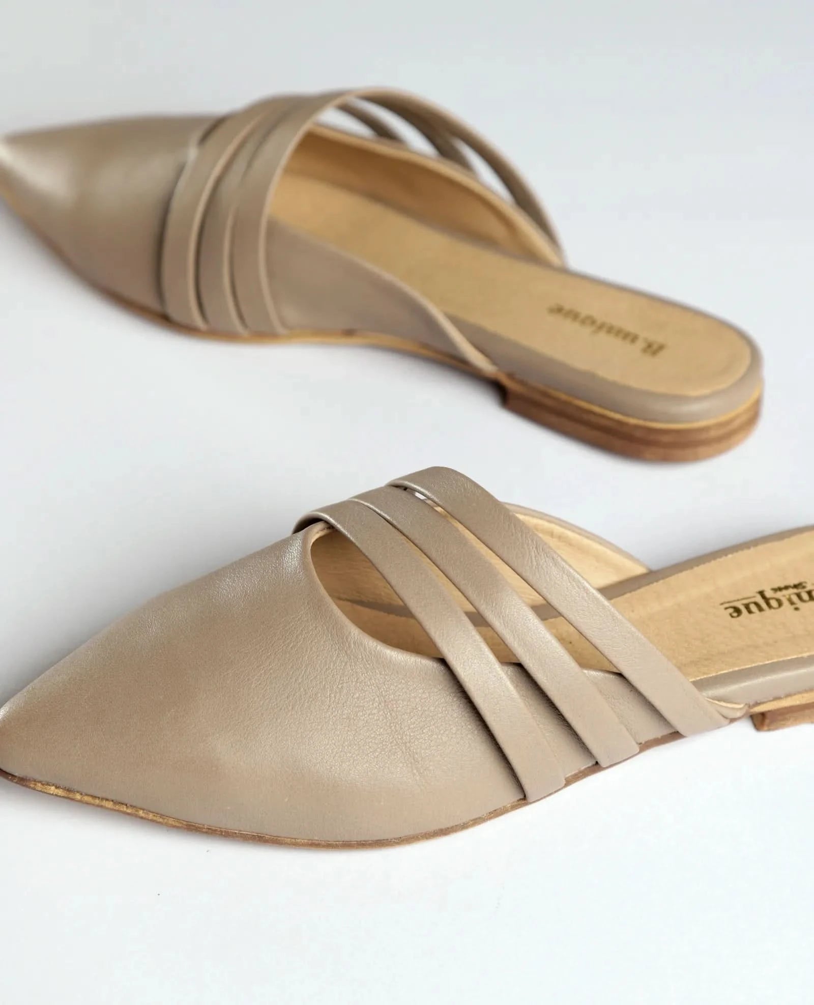 כפכפים שטוחים - שריל - B Unique