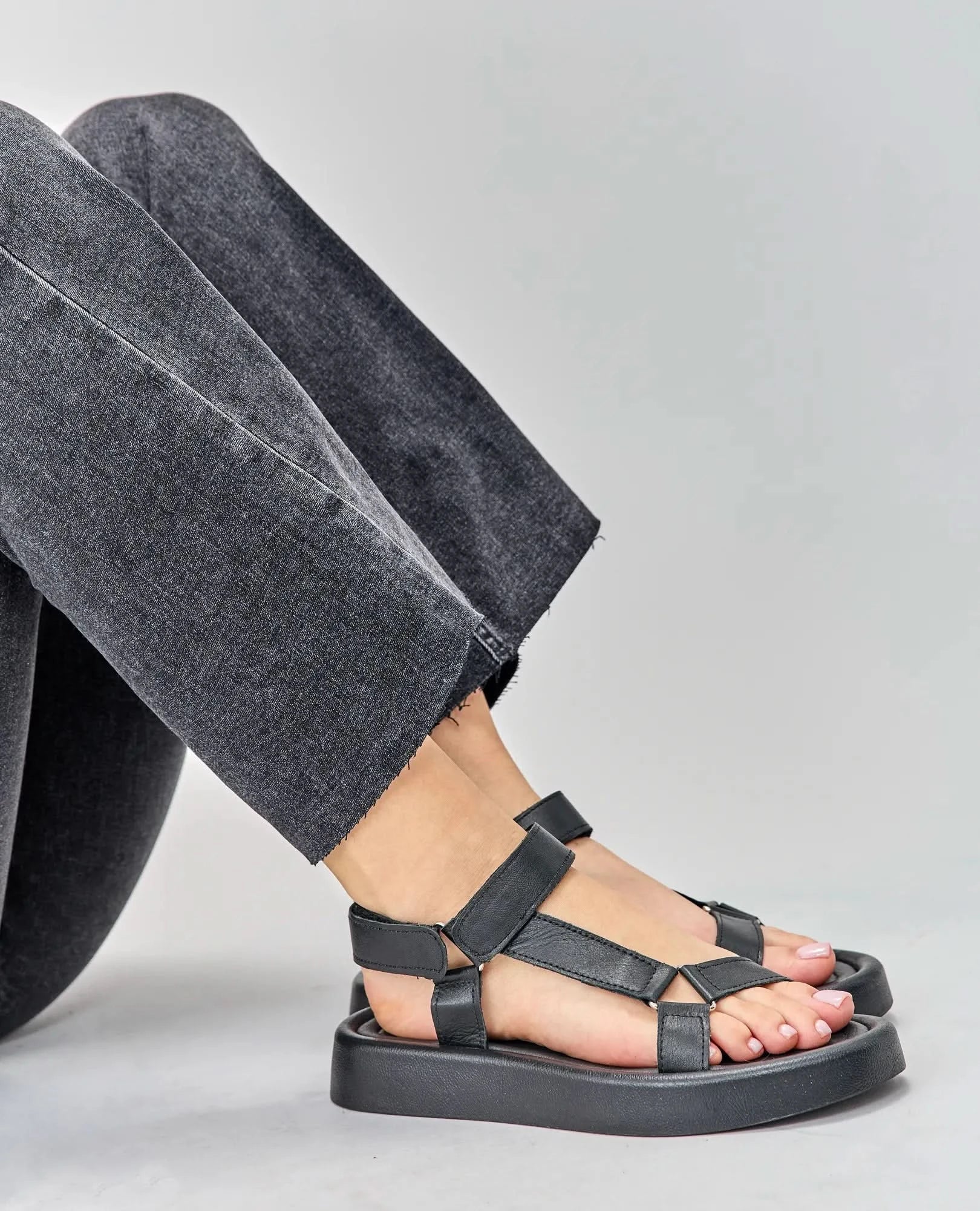 סנדלי פלטפומה - תיאה - B Unique