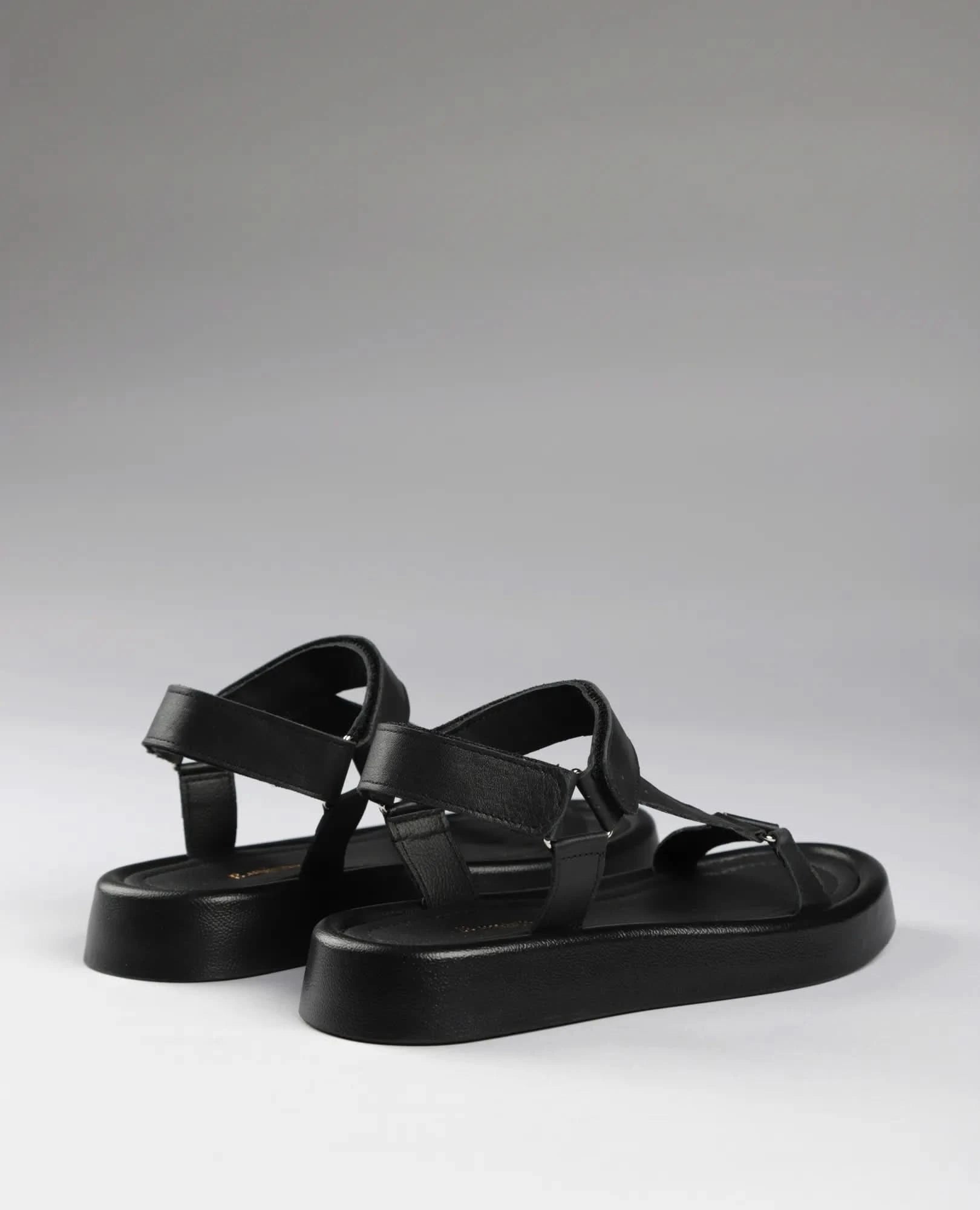 סנדלי פלטפומה - תיאה - B Unique - סנדלים