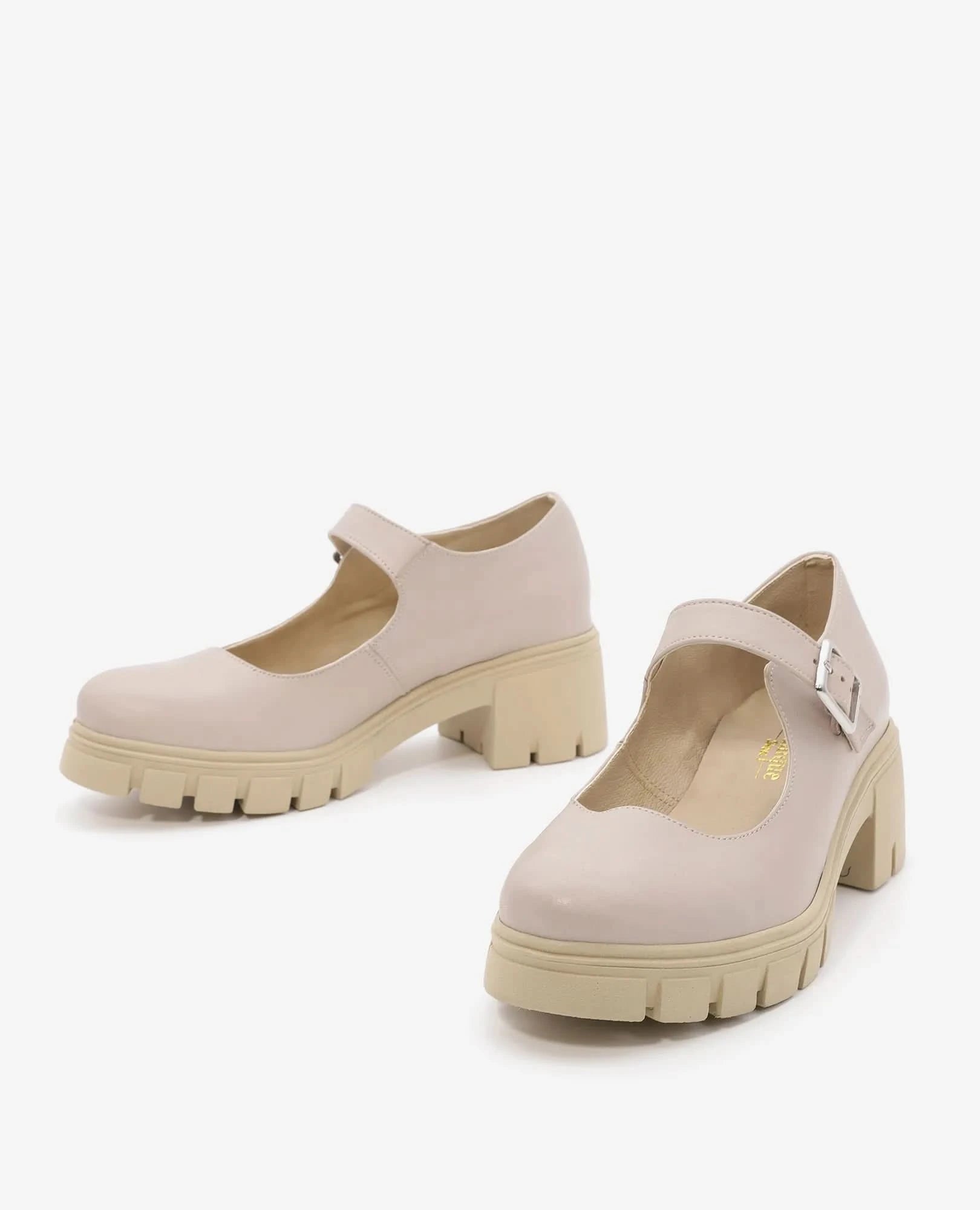 נעלי מרי ג'יין- קמילה