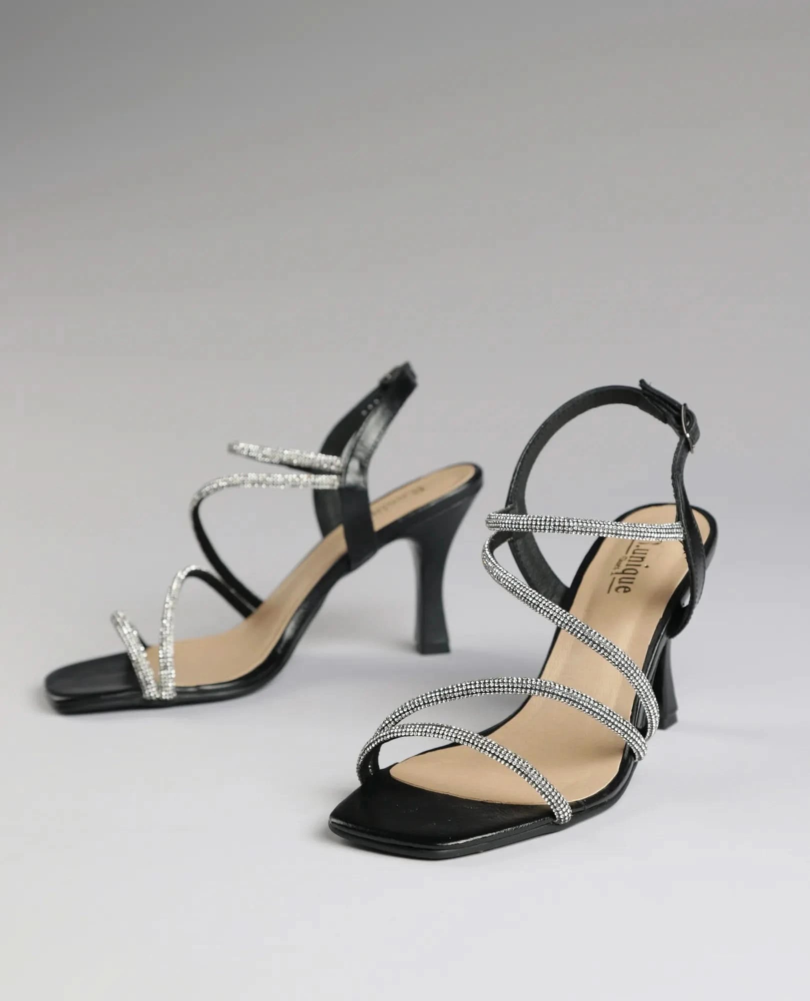 סנדלי עקב - ננסי - B Unique