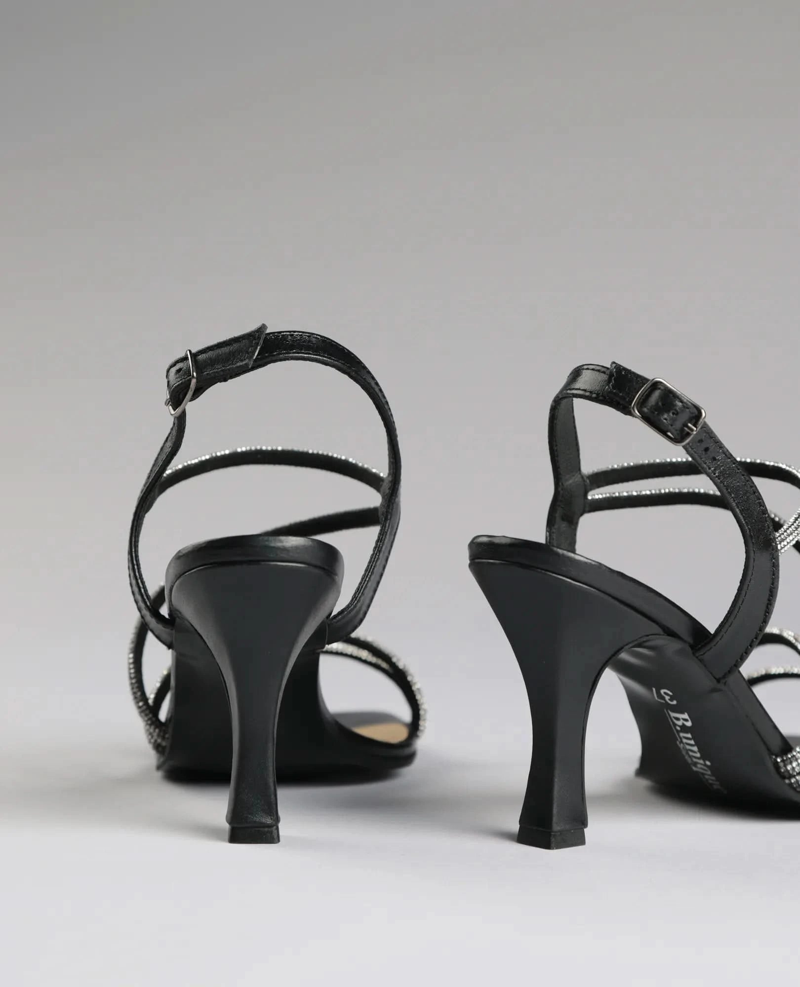 סנדלי עקב - ננסי - B Unique