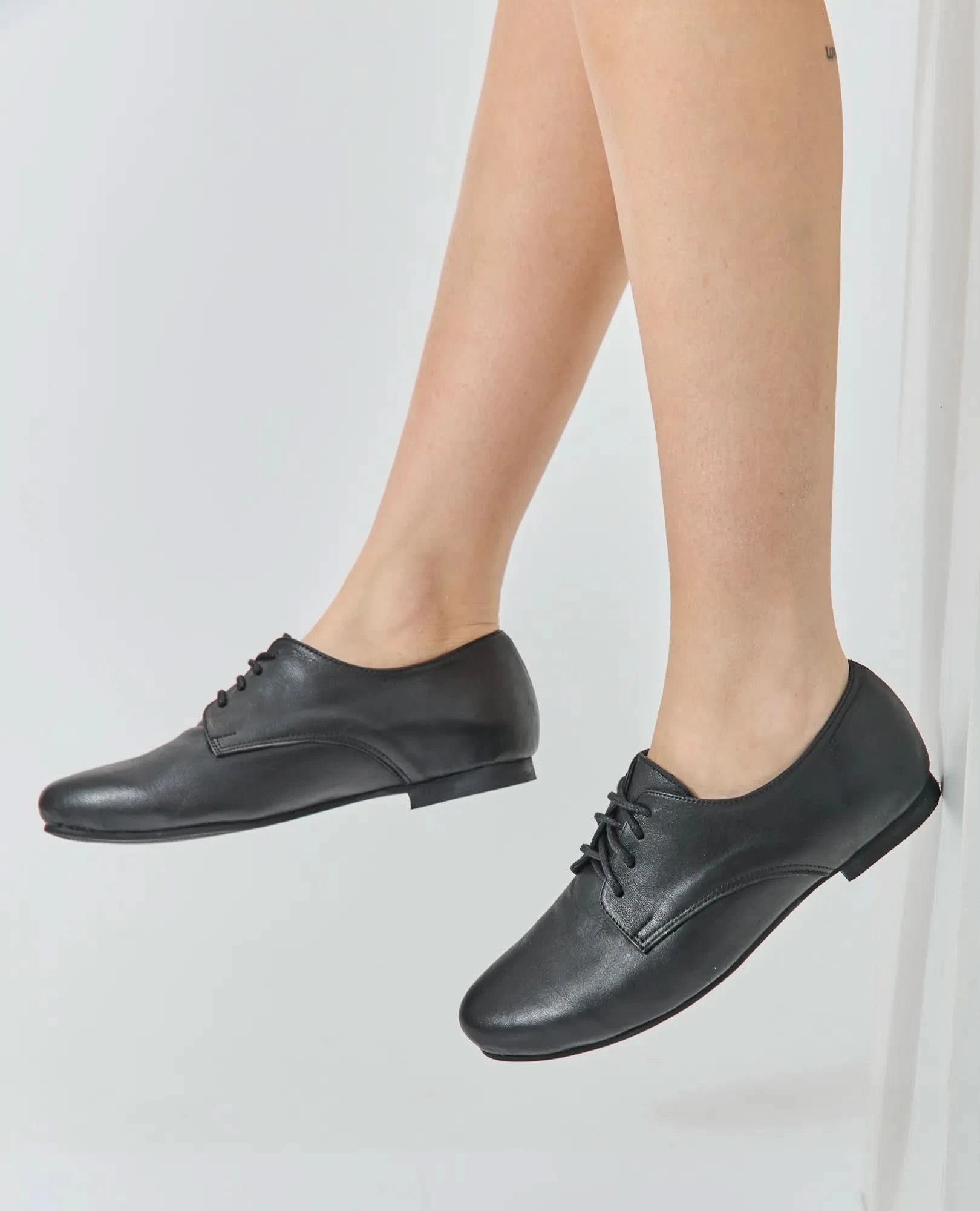 נעלי שרוכים - שירה - B Unique - נעלי סירה