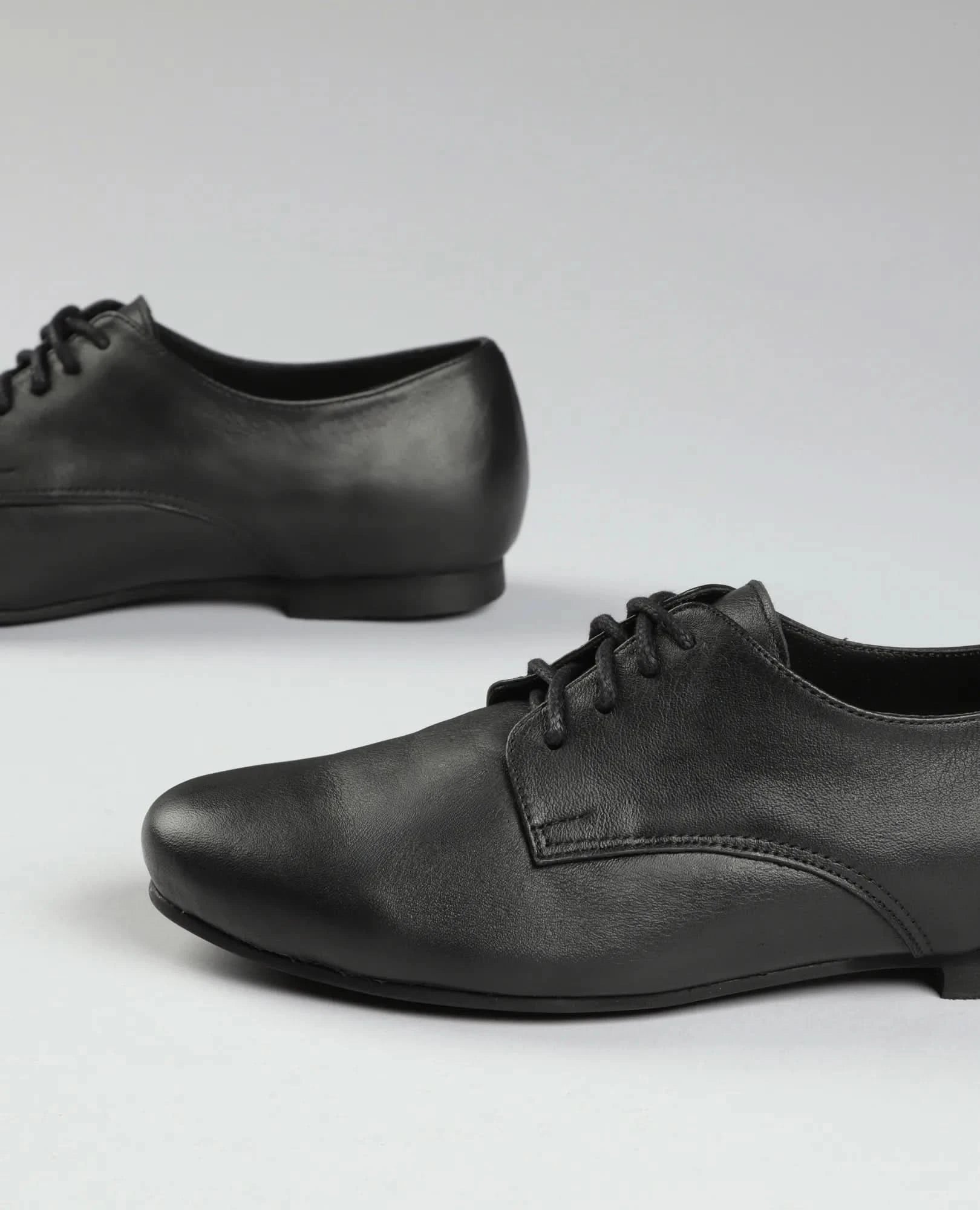 נעלי שרוכים - שירה - B Unique - נעלי סירה