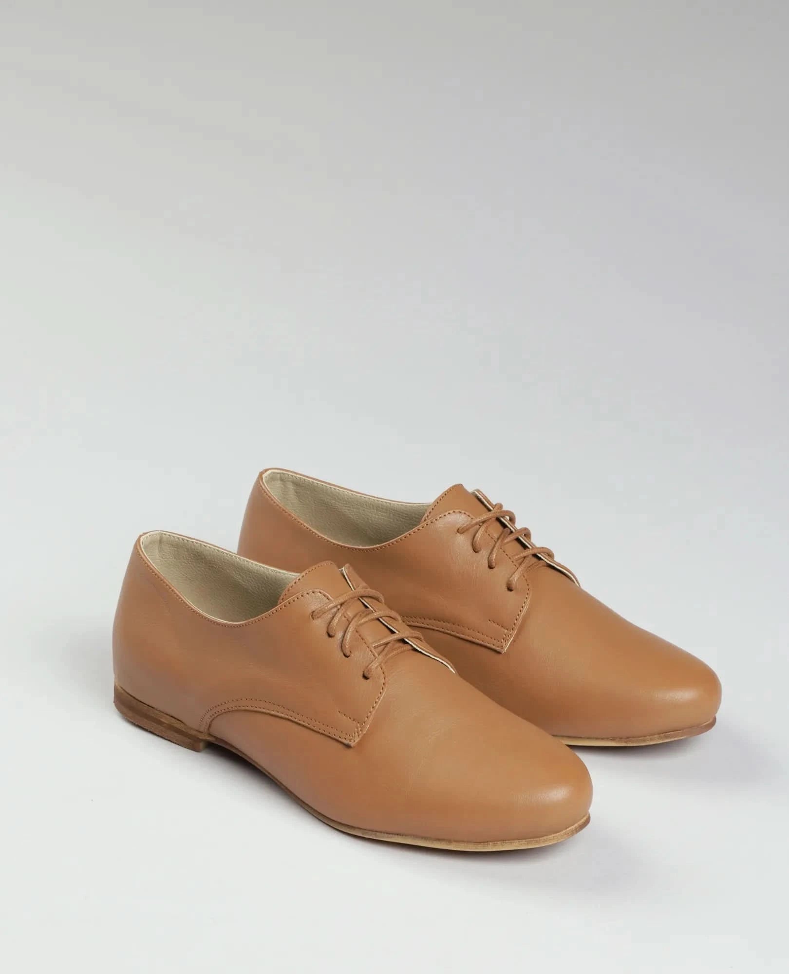 נעלי שרוכים - שירה - B Unique - נעלי סירה