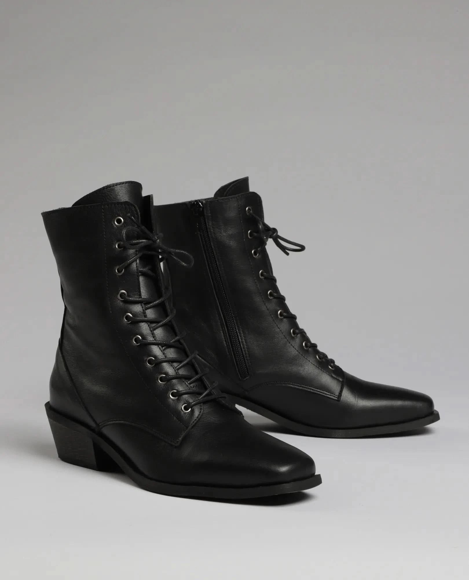 מגפונים עם שרוכים- שיר - B Unique - מגפונים