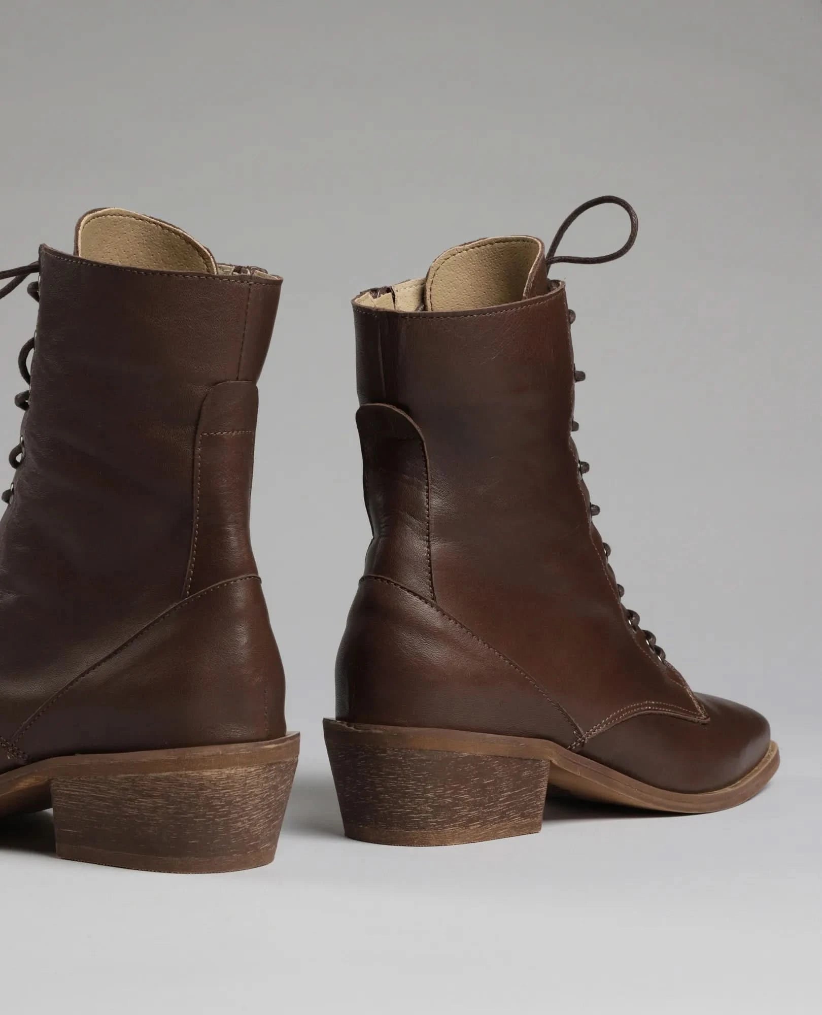 מגפונים עם שרוכים- שיר - B Unique - מגפונים